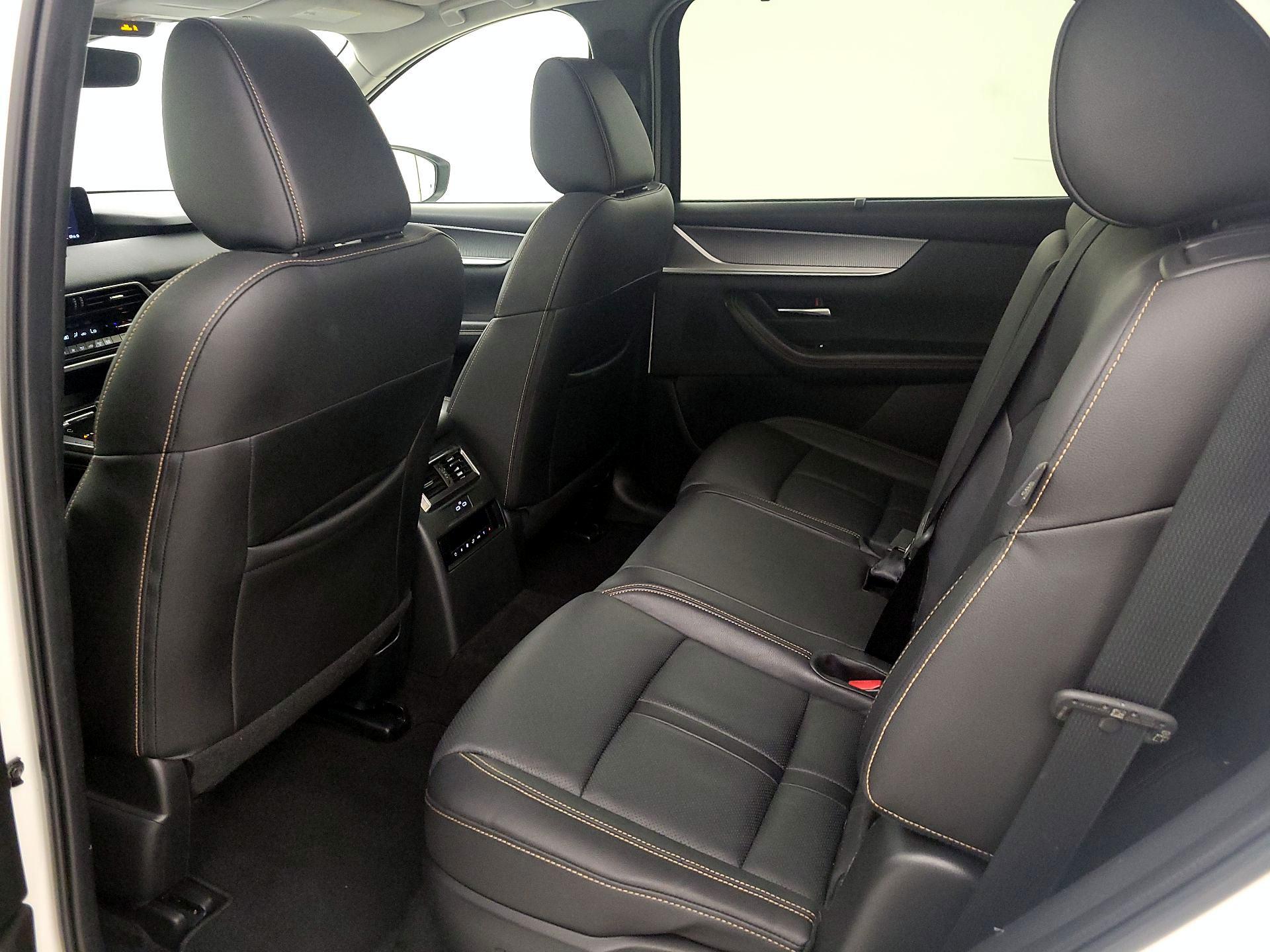 Thumbnail: 2024 Mazda CX-90 - 20