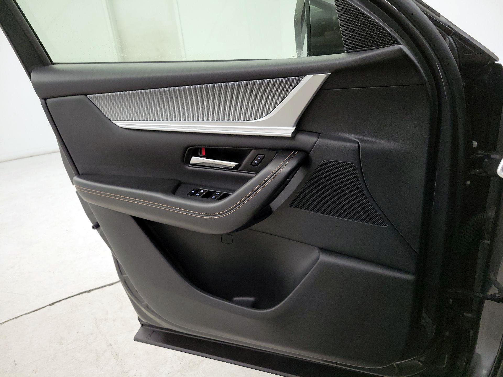 Thumbnail: 2024 Mazda CX-90 - 12