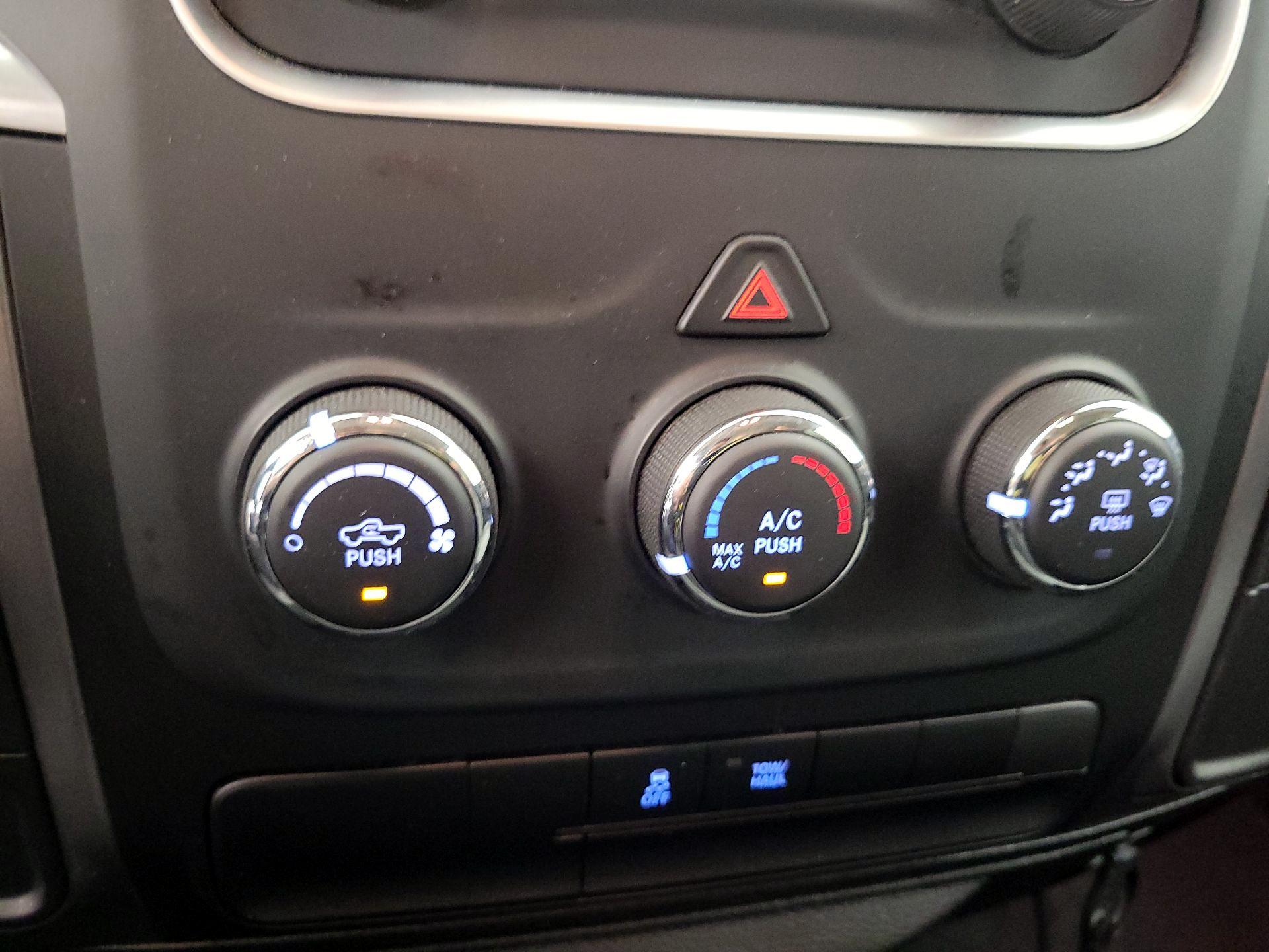 Thumbnail: 2024 RAM 1500 Classic - 16