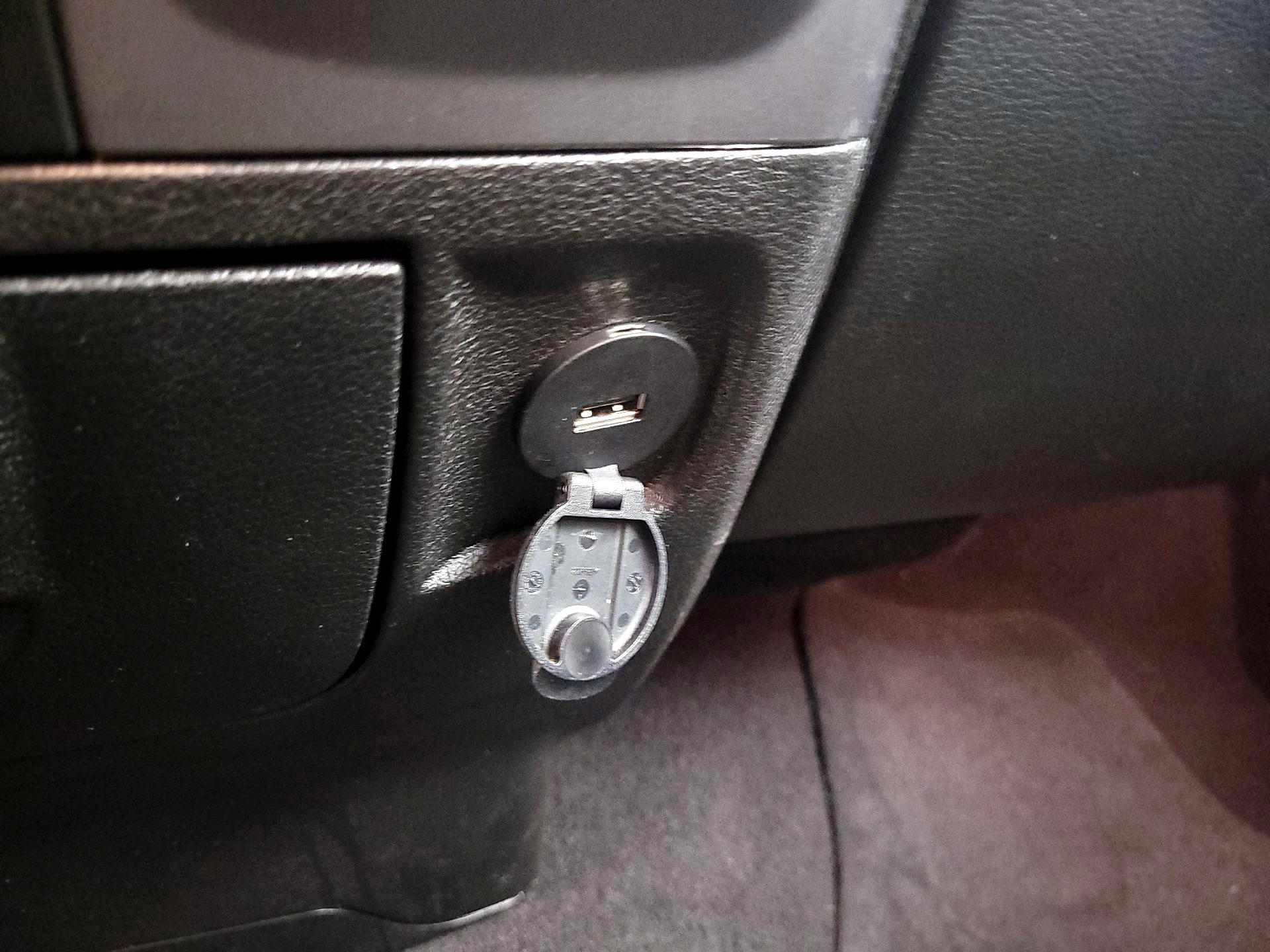 Thumbnail: 2024 RAM 1500 Classic - 18