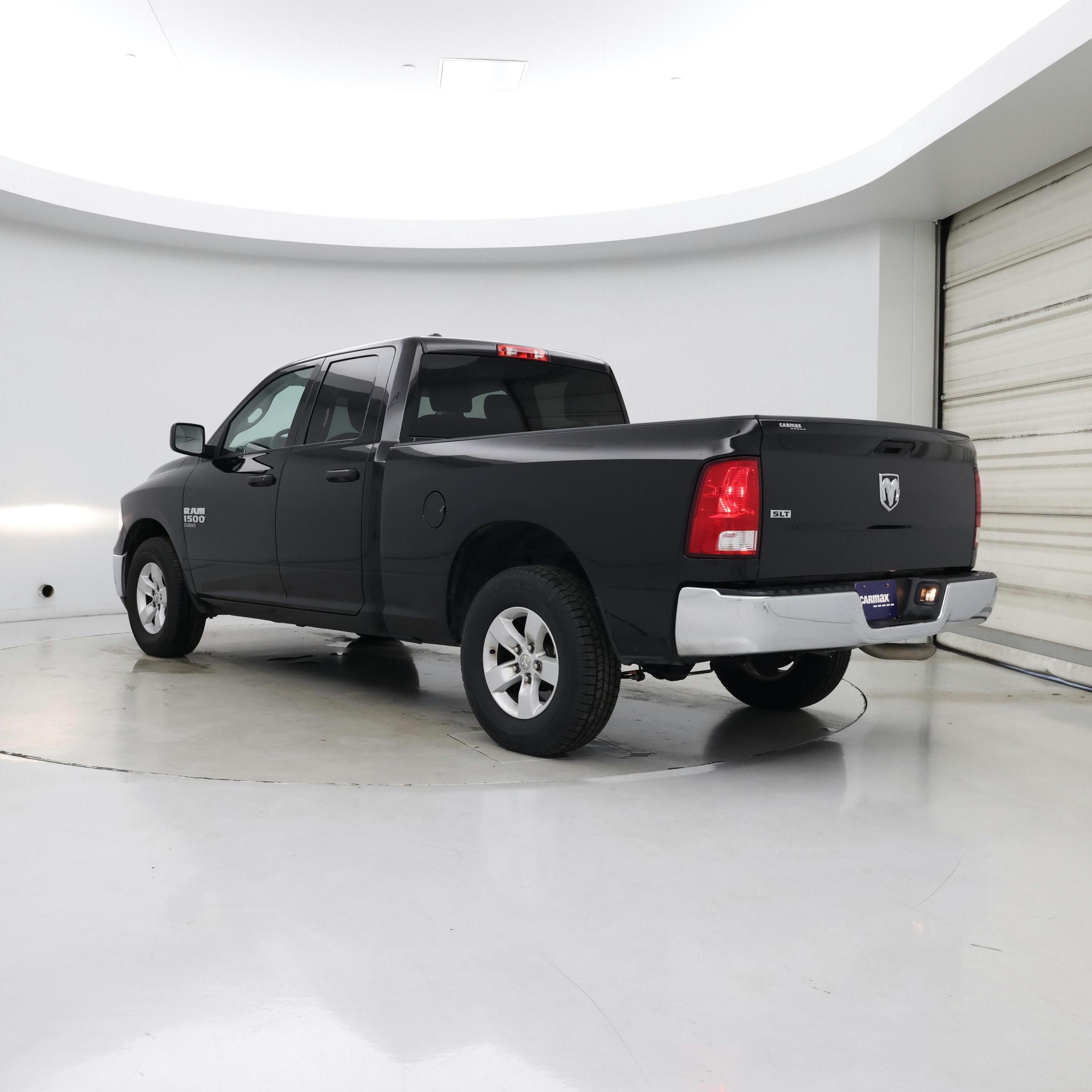 Thumbnail: 2024 RAM 1500 Classic - 2