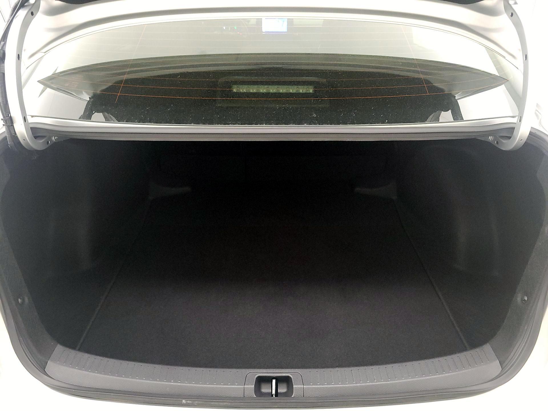 Thumbnail: 2024 Toyota Corolla - 20