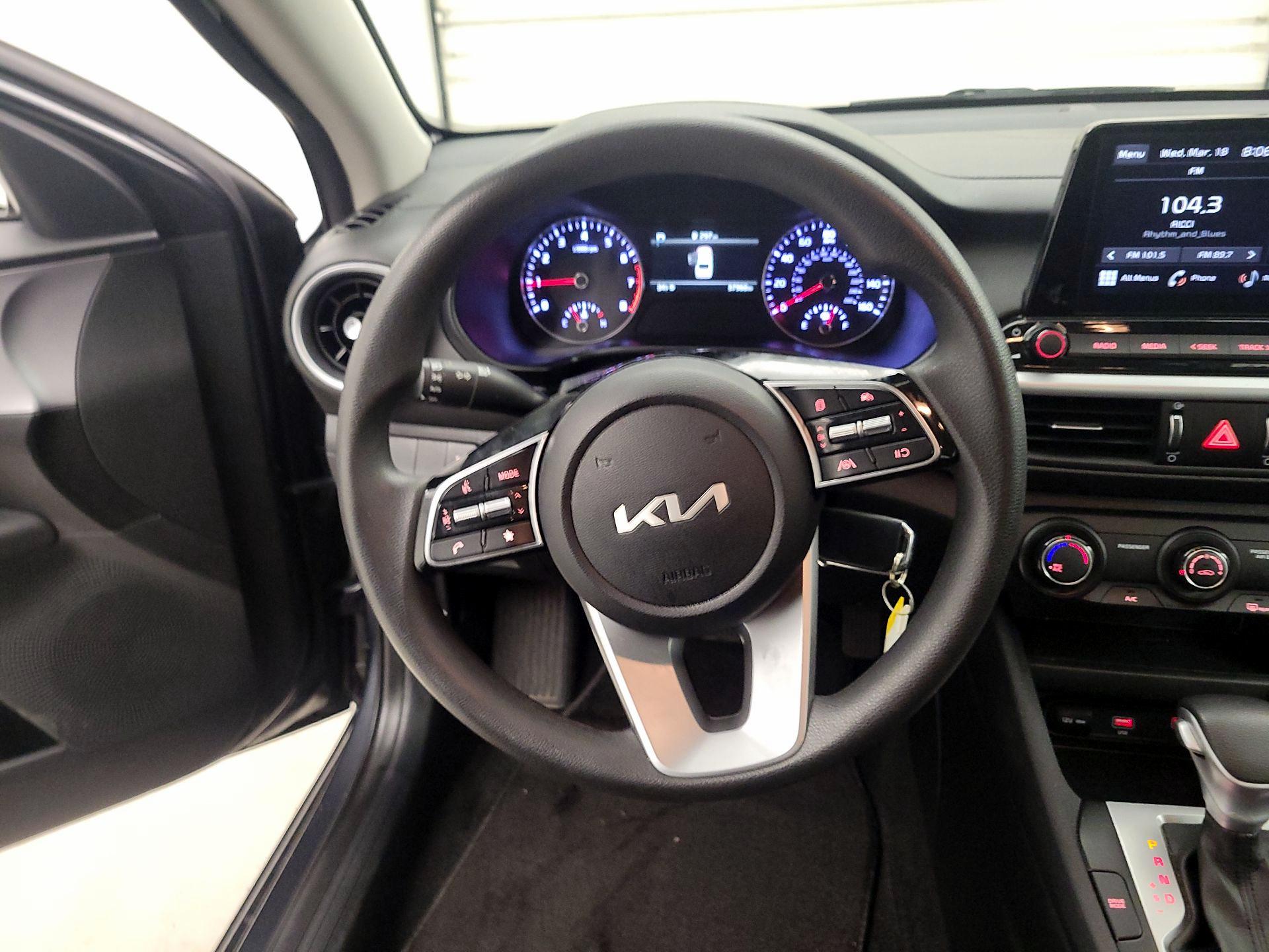 Thumbnail: 2024 Kia Forte - 10