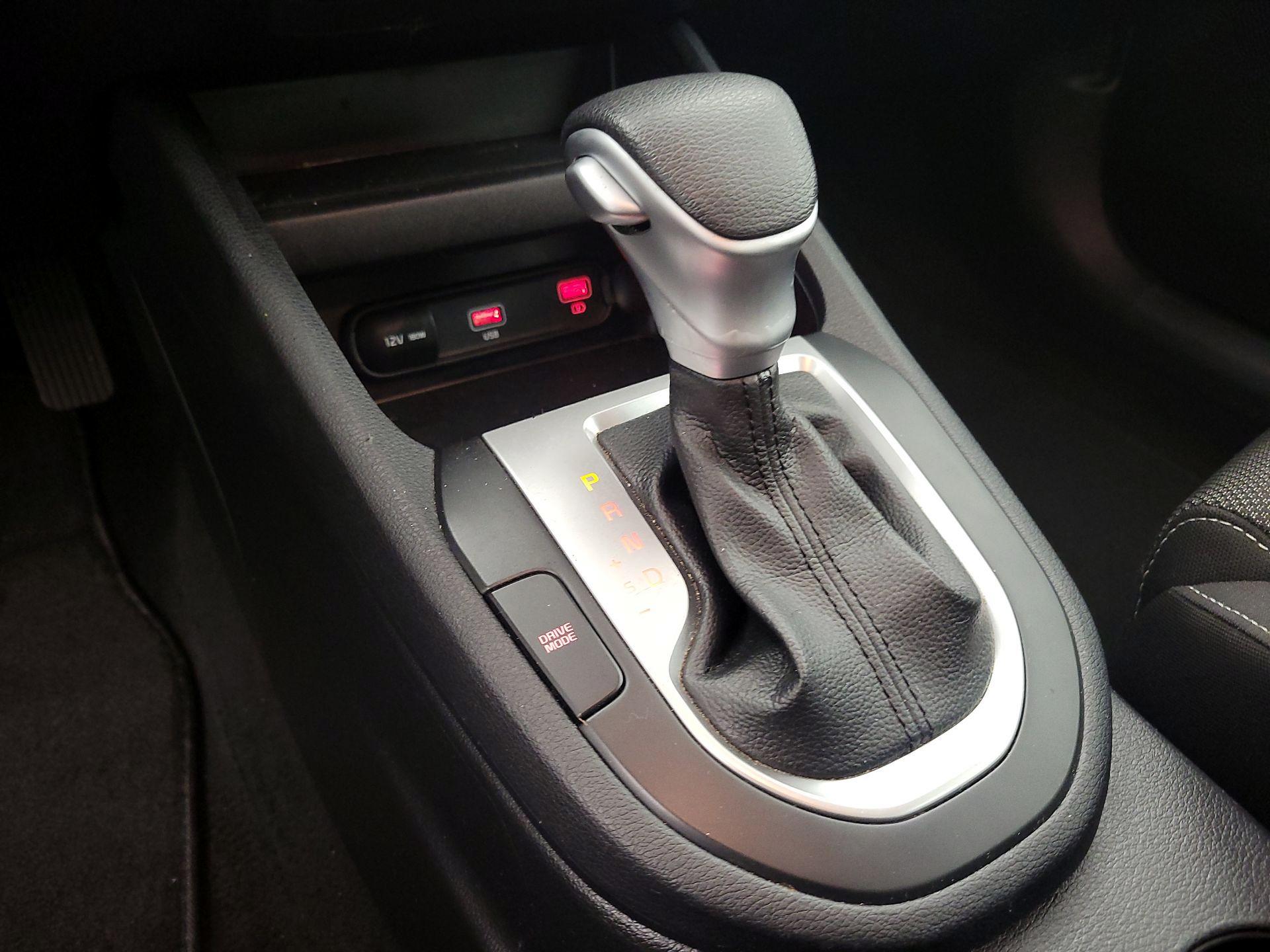 Thumbnail: 2024 Kia Forte - 17