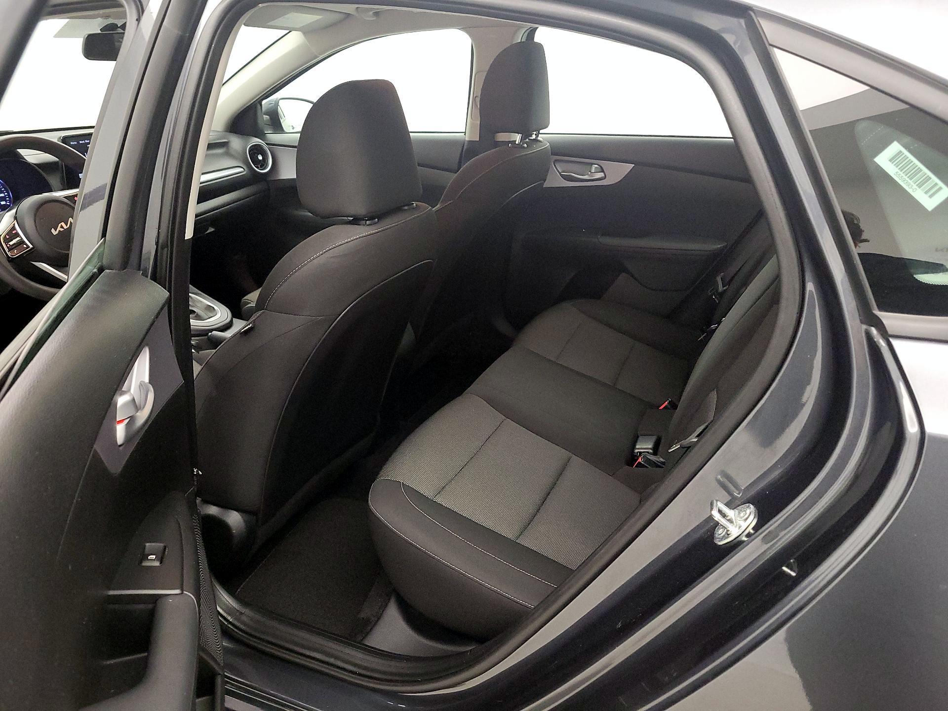 Thumbnail: 2024 Kia Forte - 19