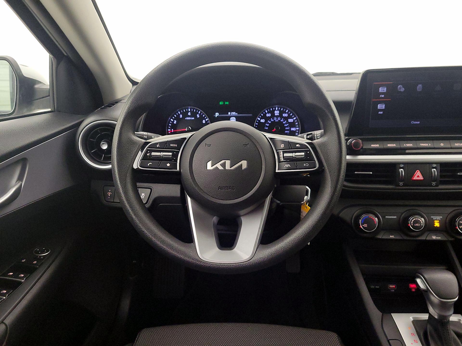 Thumbnail: 2024 Kia Forte - 10