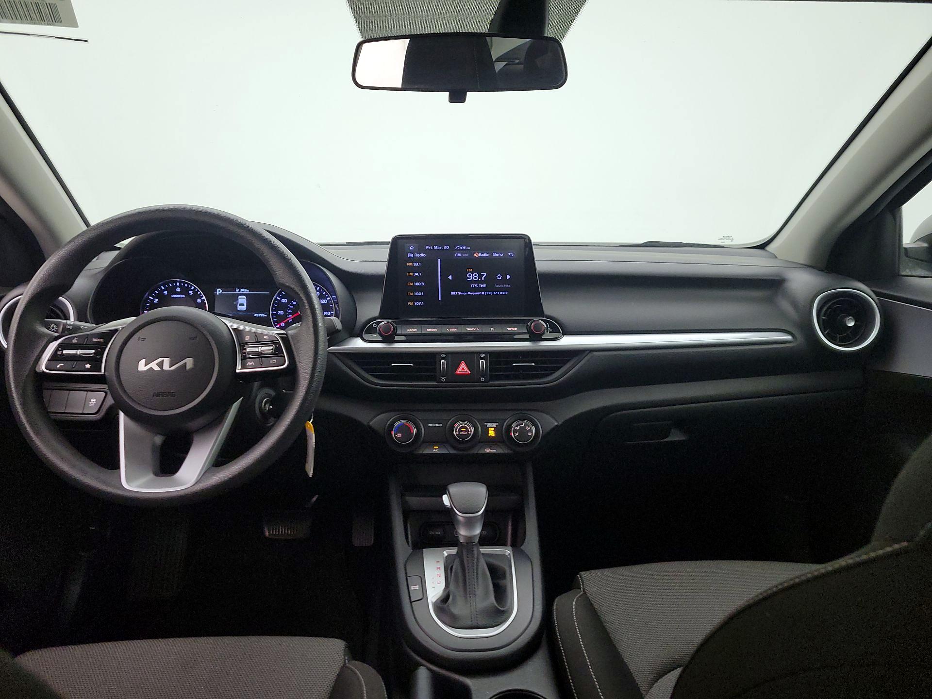 Thumbnail: 2024 Kia Forte - 9