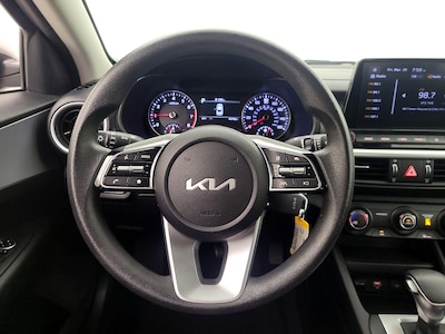 Steering Wheel & Instrument Cluster (On)