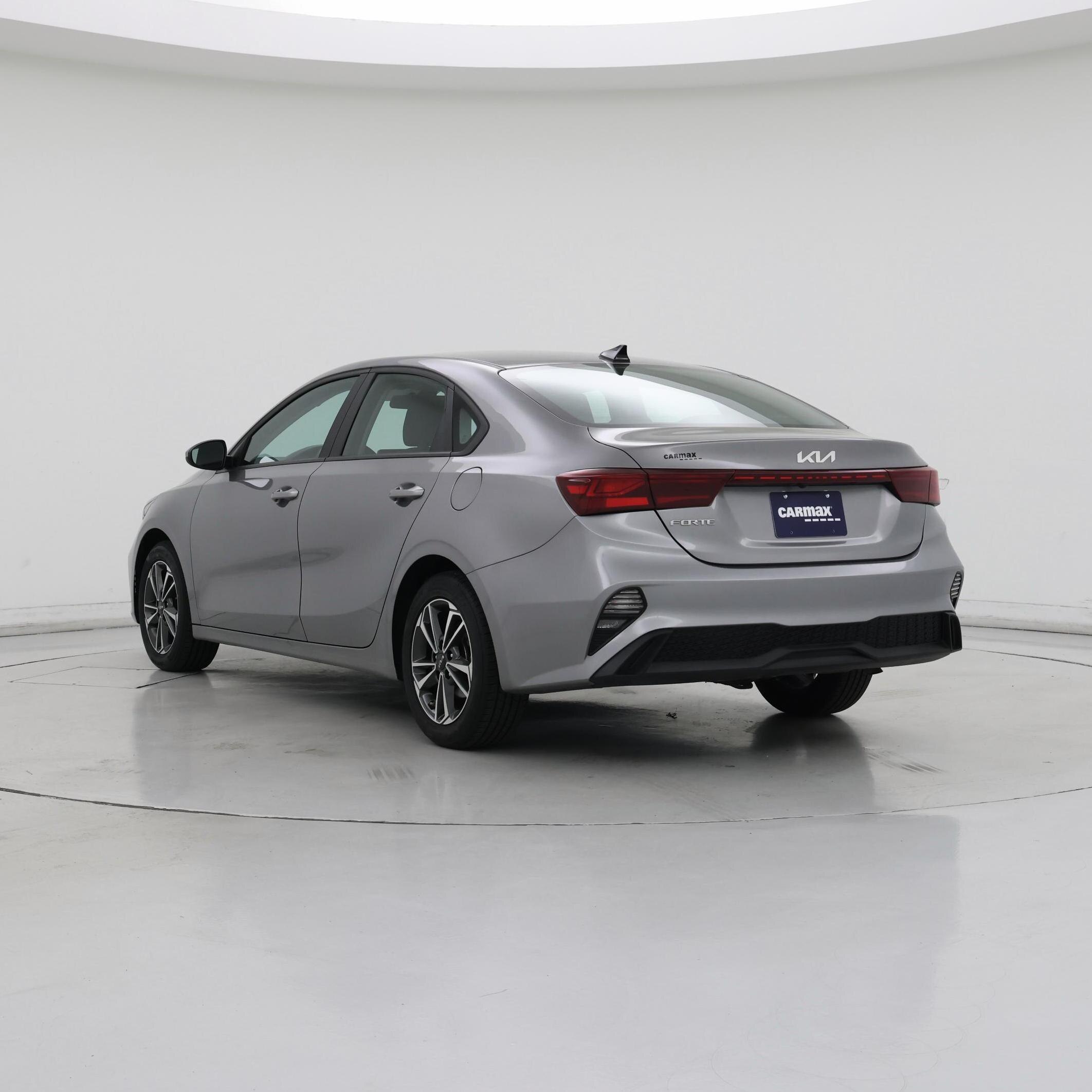 Thumbnail: 2024 Kia Forte - 2