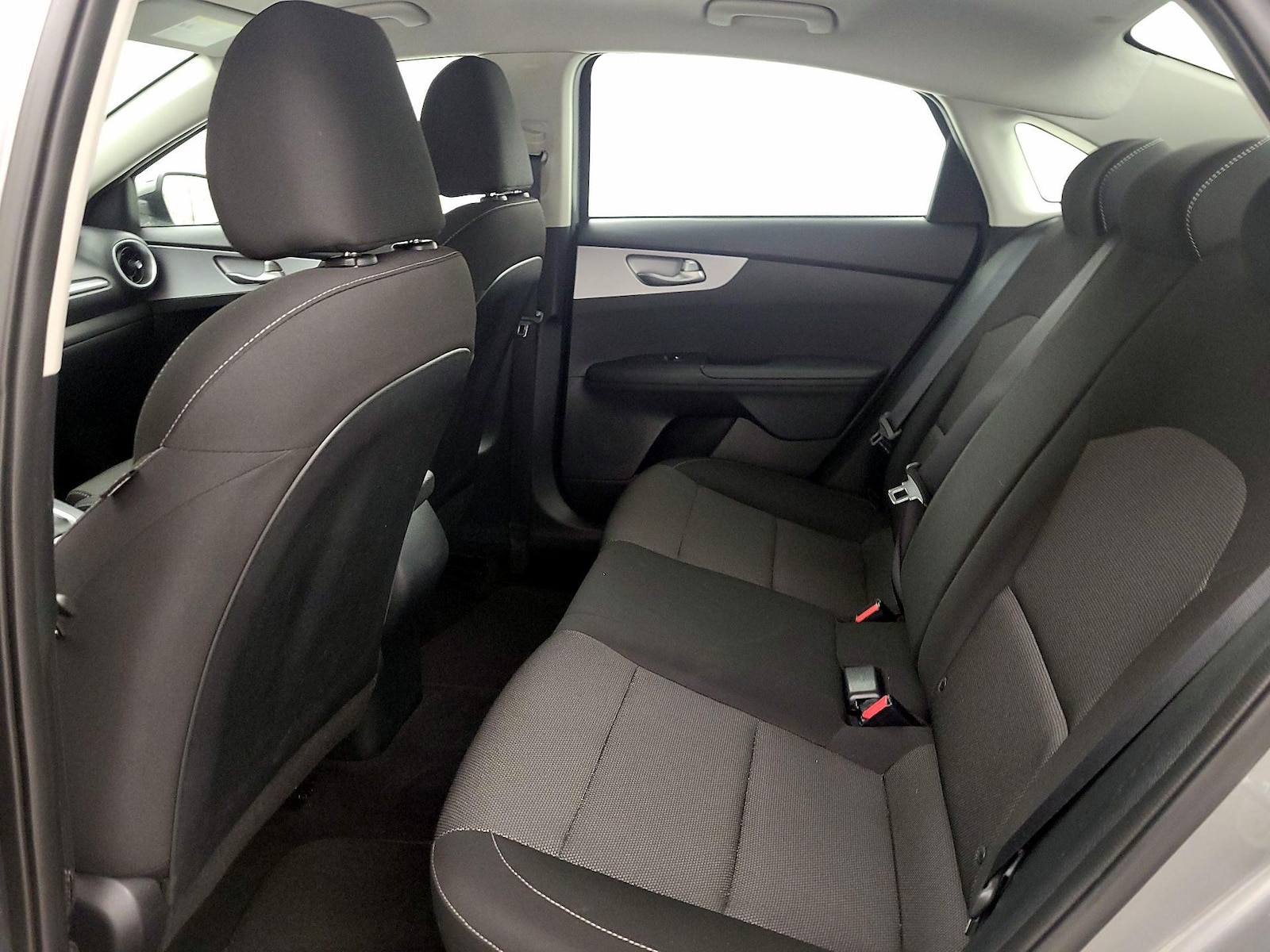 2024 Kia Forte LXS - Photo 20