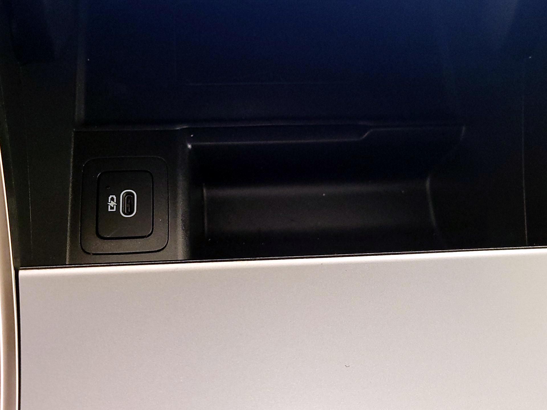 Thumbnail: 2024 Land Rover Range Rover Evoque - 19