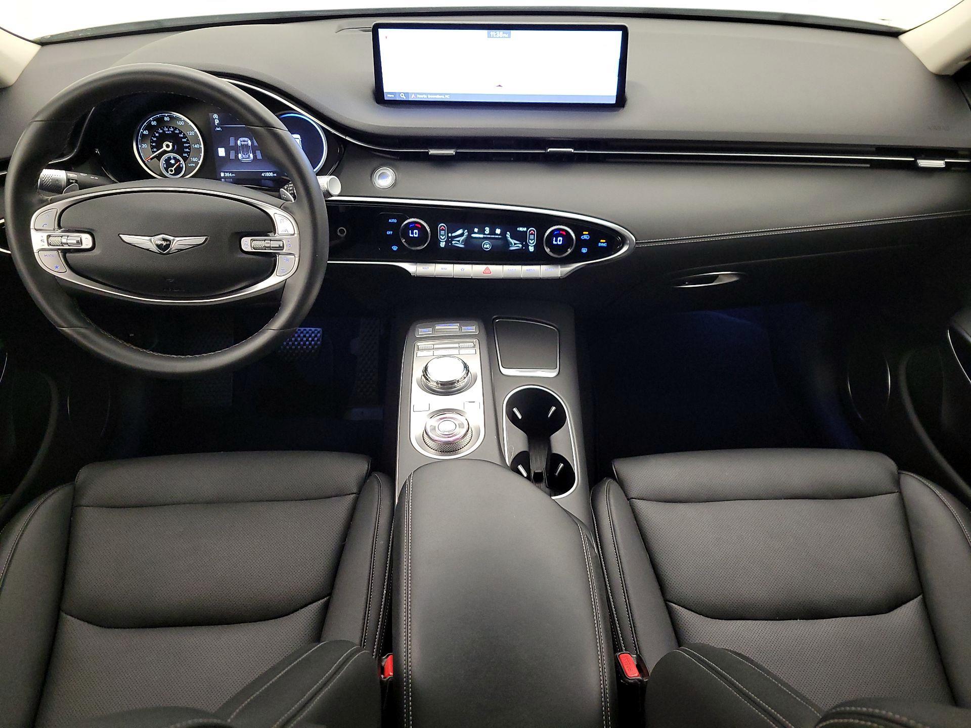 Thumbnail: 2025 Genesis GV70 - 9