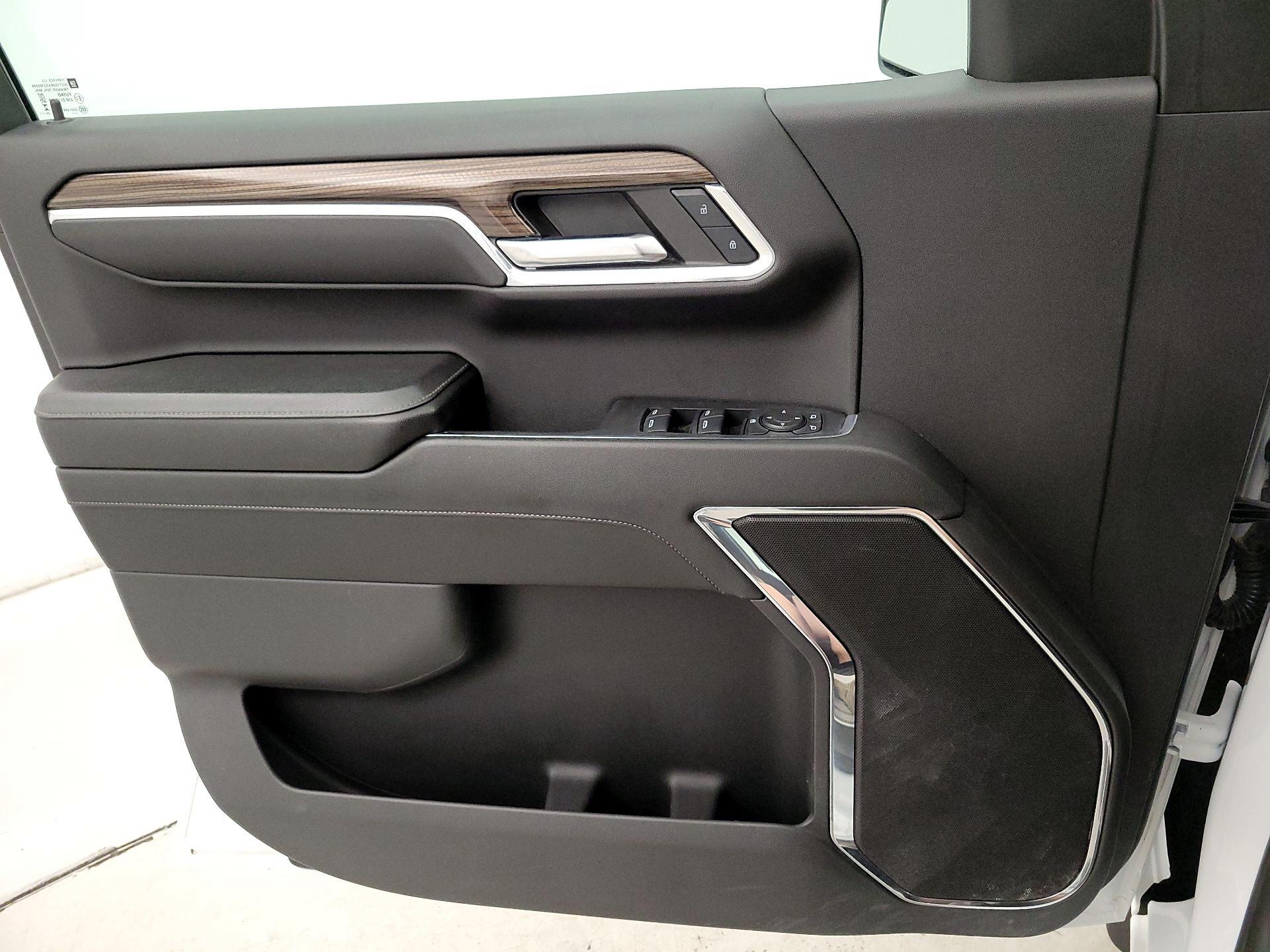 Thumbnail: 2024 Chevrolet Silverado 1500 - 12