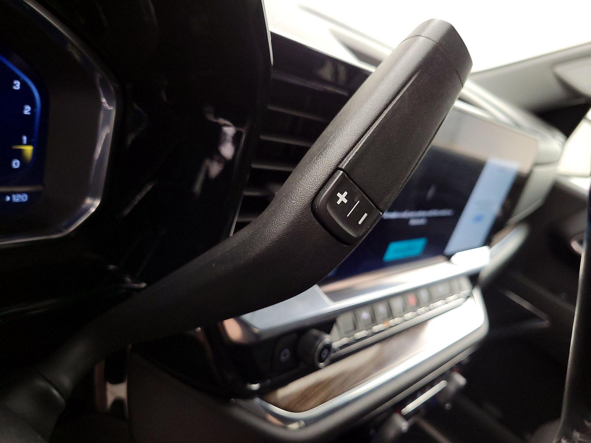 Thumbnail: 2024 Chevrolet Silverado 1500 - 17