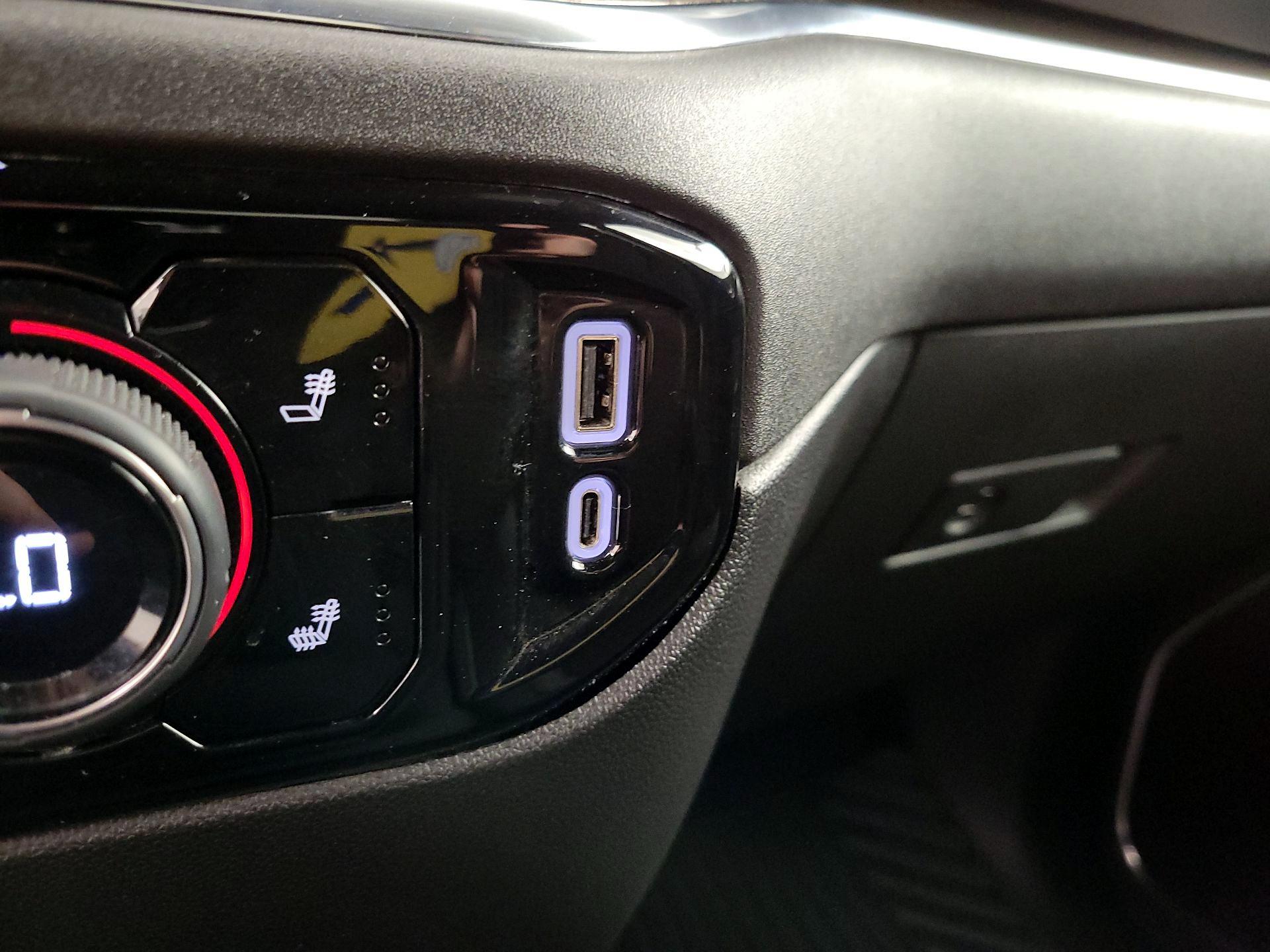 Thumbnail: 2024 Chevrolet Silverado 1500 - 18