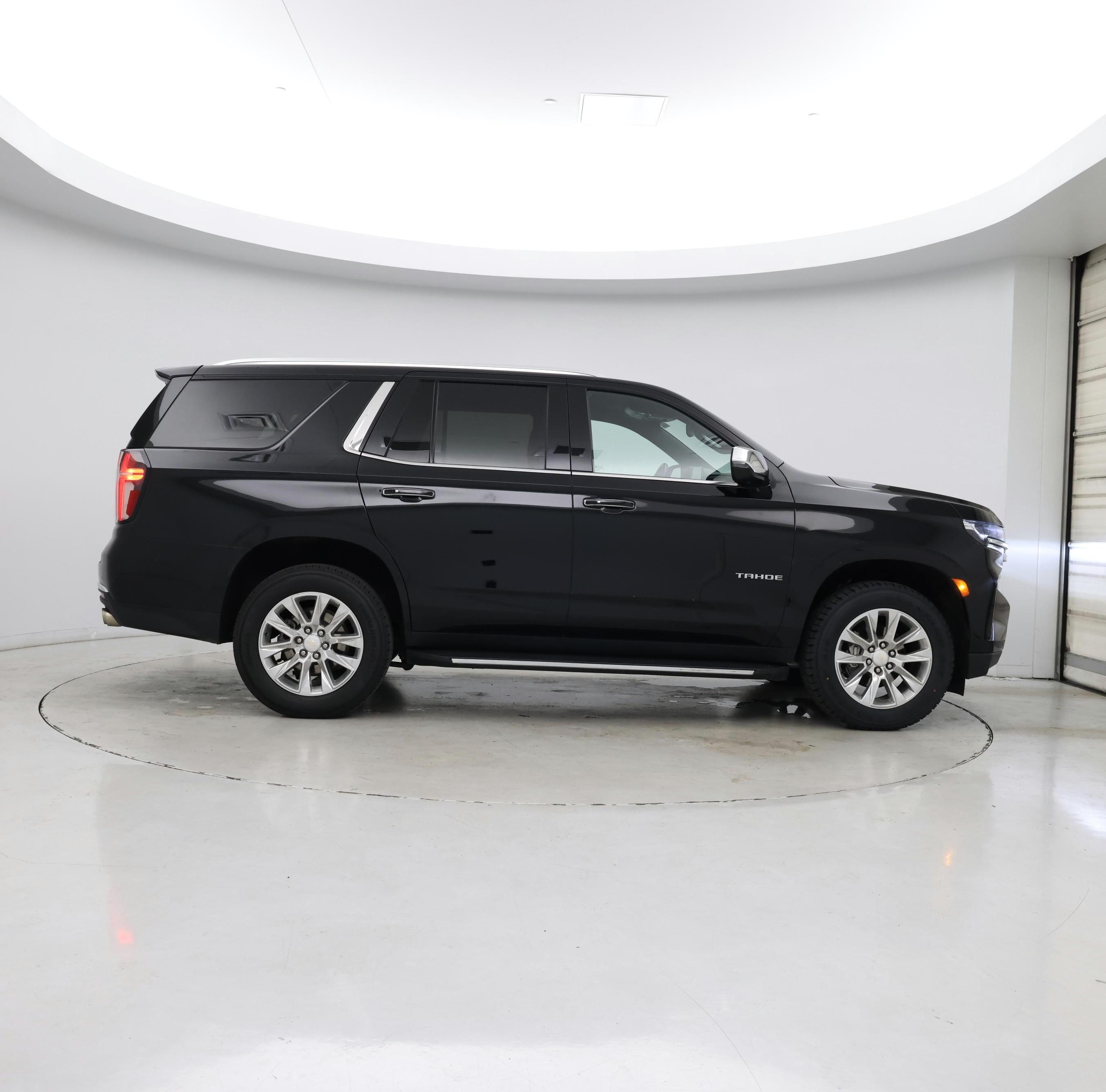 Thumbnail: 2024 Chevrolet Tahoe - 7