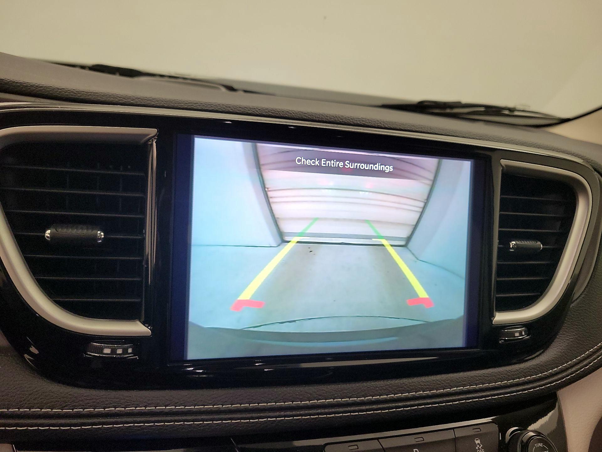 Thumbnail: 2024 Chrysler Pacifica - 14