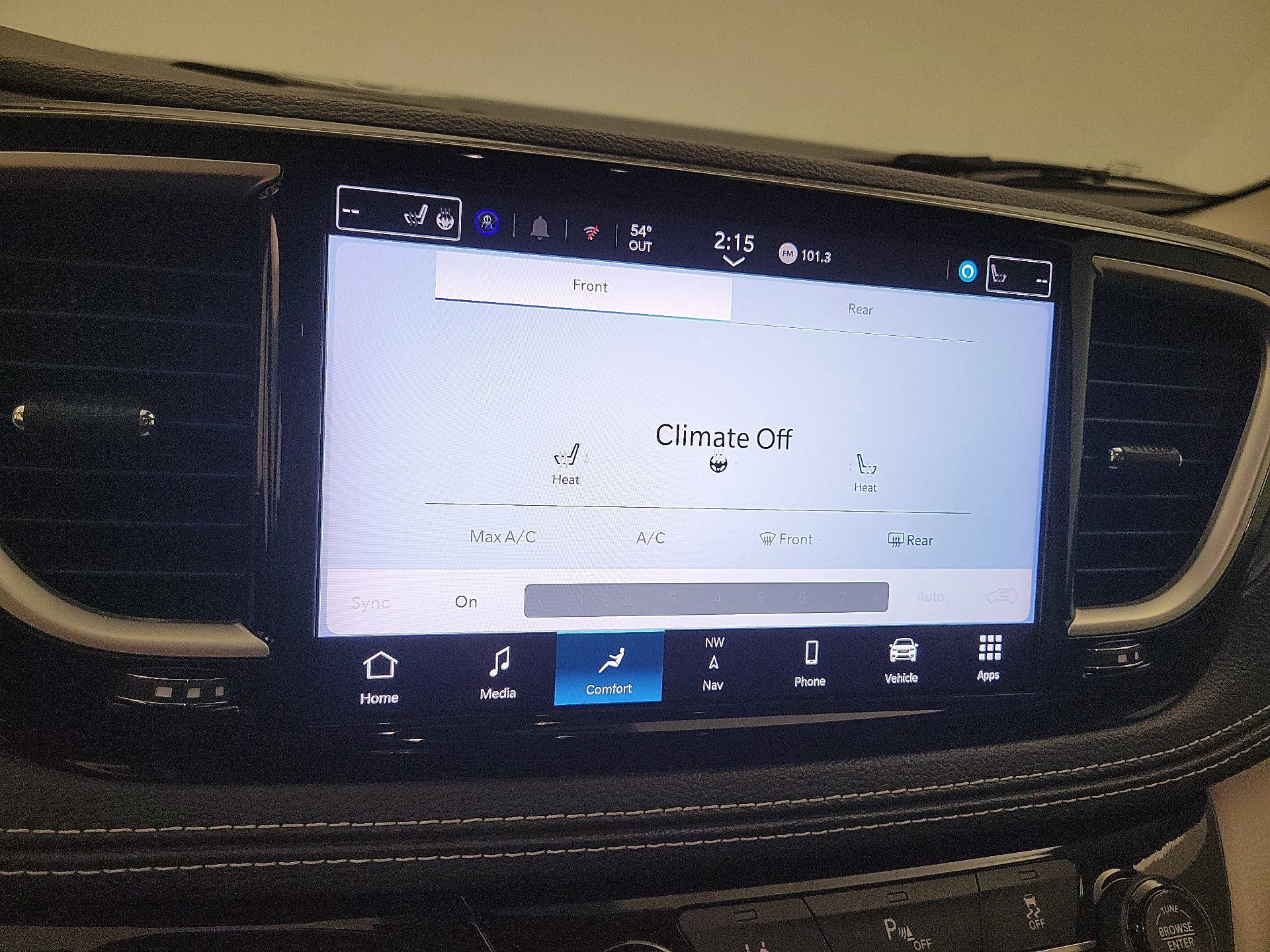 Thumbnail: 2024 Chrysler Pacifica - 15