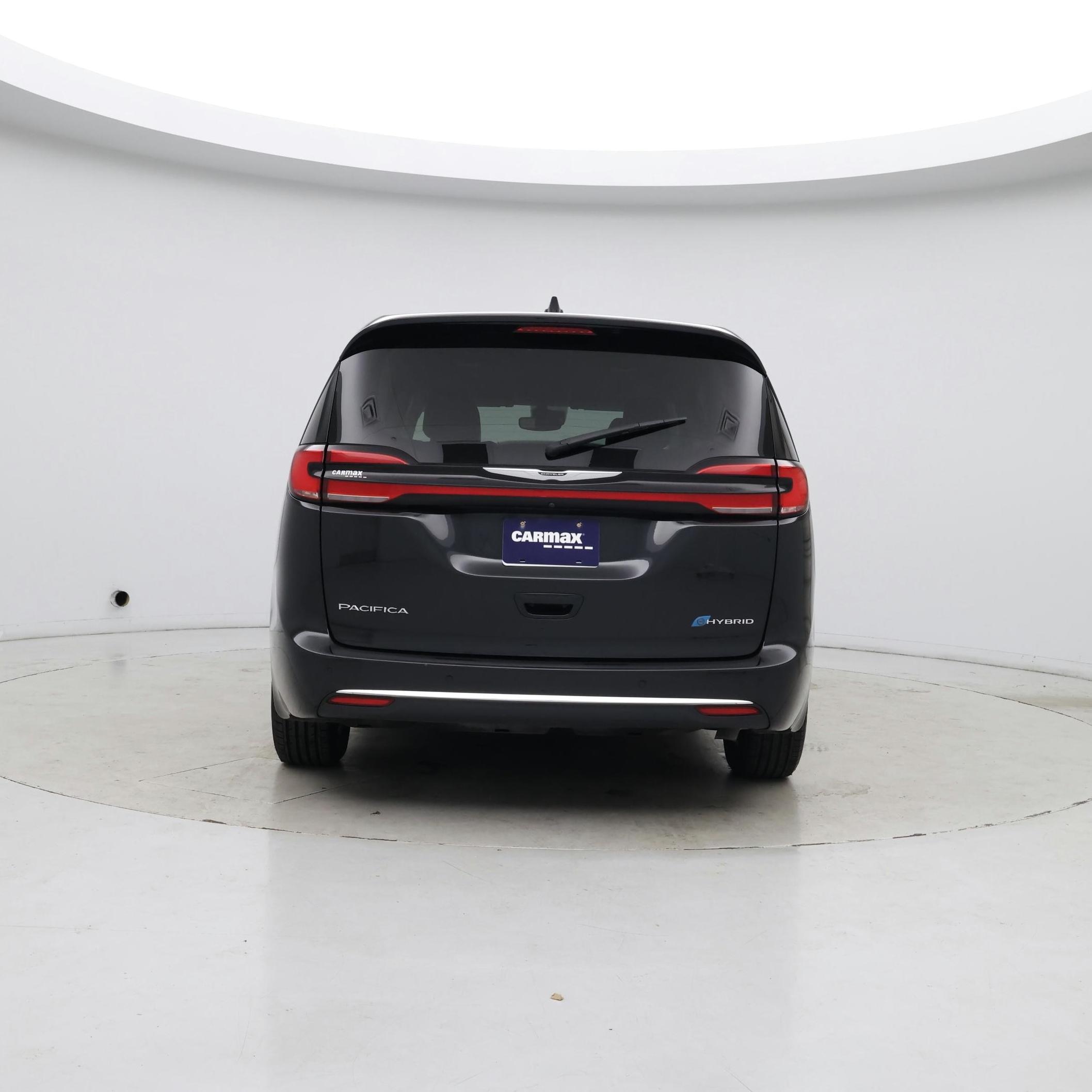 Thumbnail: 2024 Chrysler Pacifica - 6