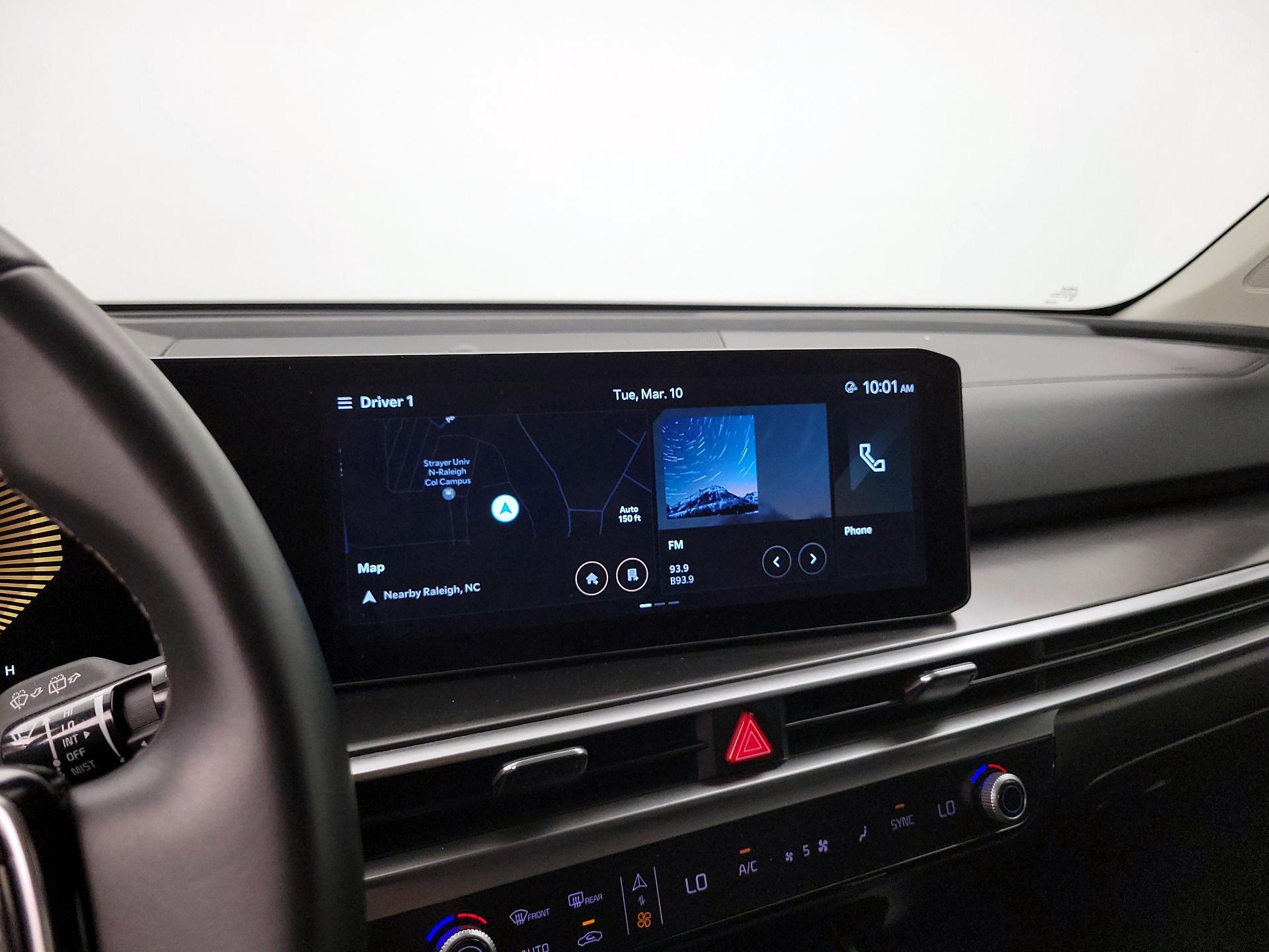 Thumbnail: 2024 Kia Sorento - 15