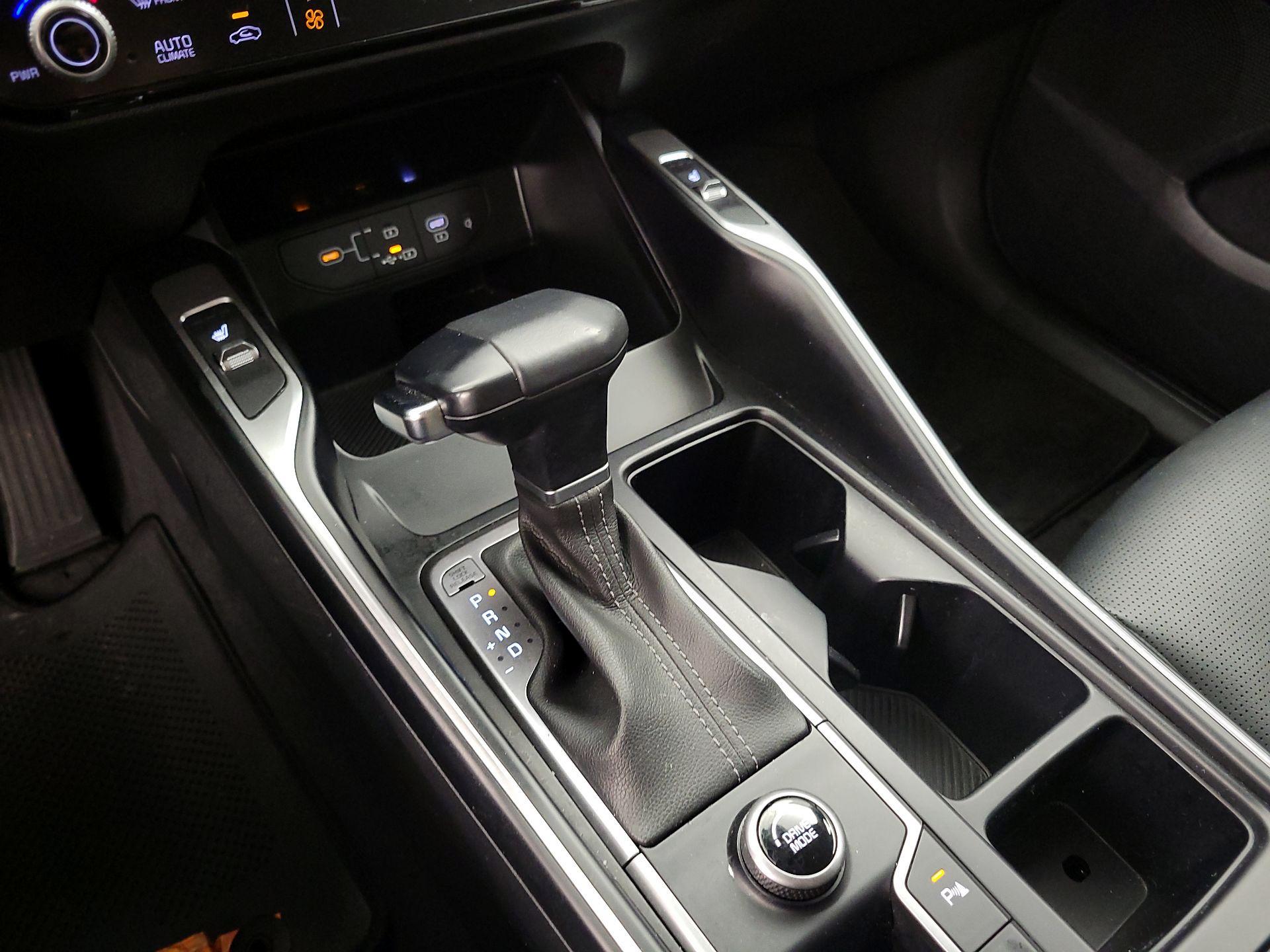 Thumbnail: 2024 Kia Sorento - 17