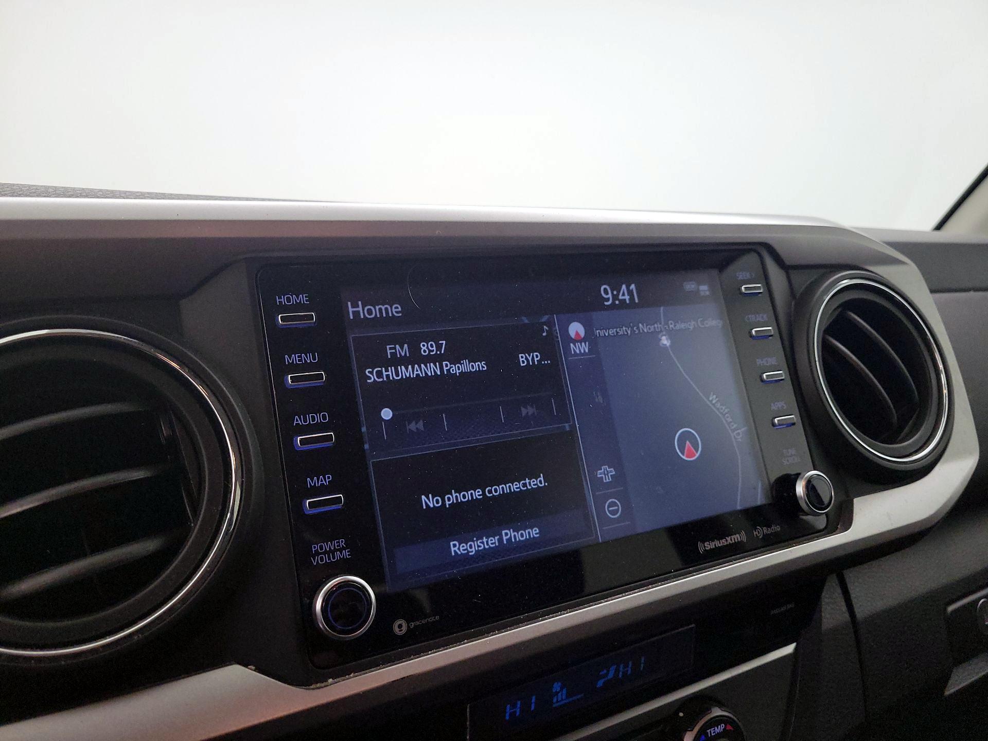 Thumbnail: 2022 Toyota Tacoma - 16