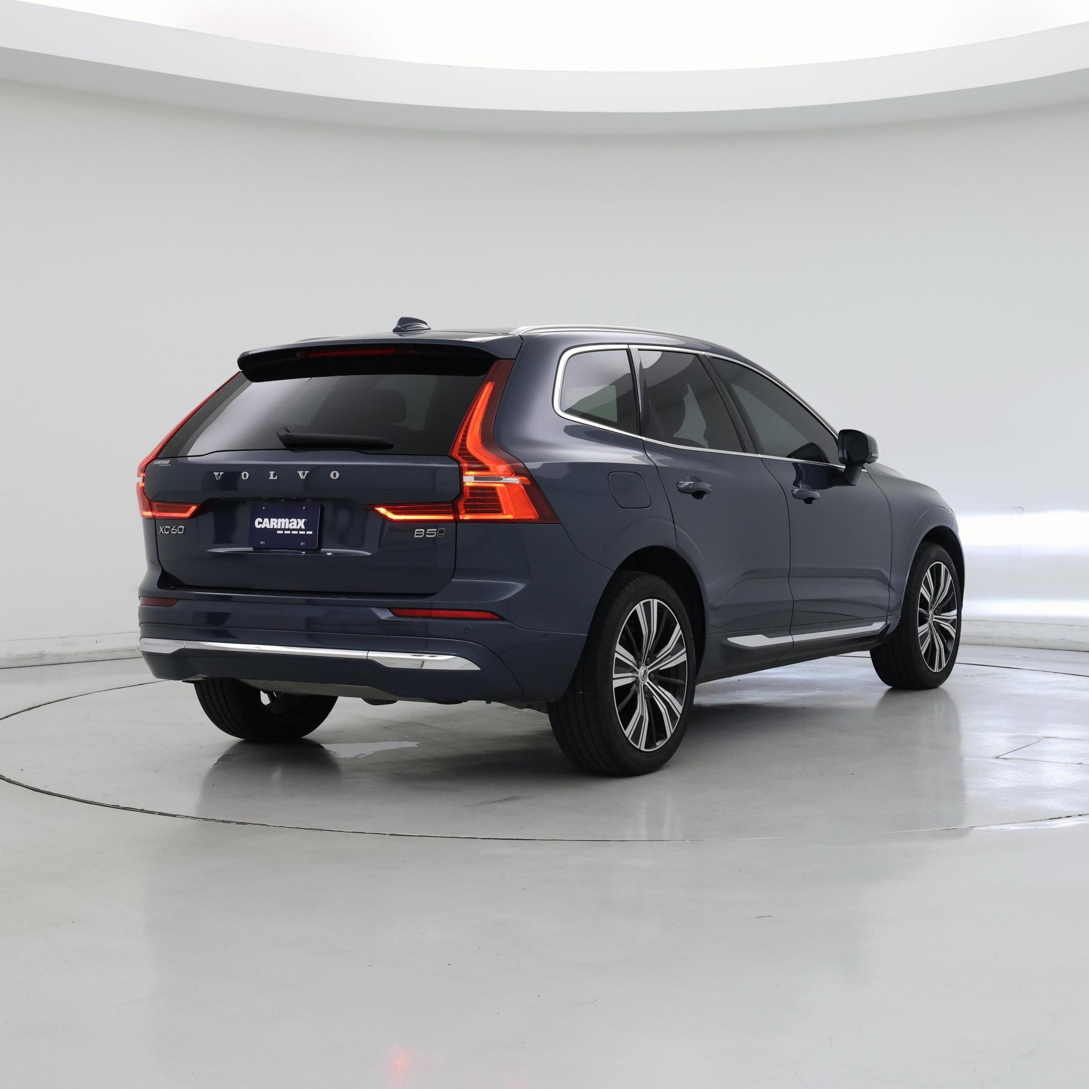 Thumbnail: 2023 Volvo XC60 - 8