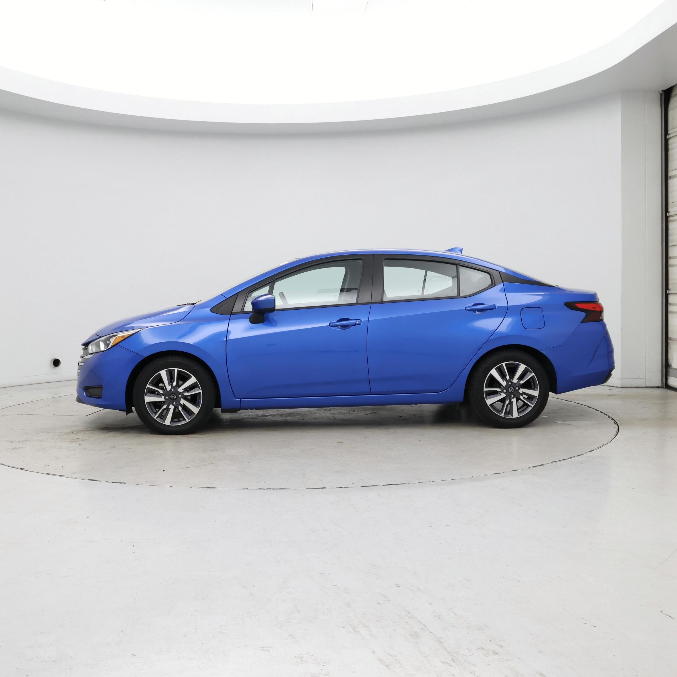 Thumbnail: 2023 Nissan Versa - 3