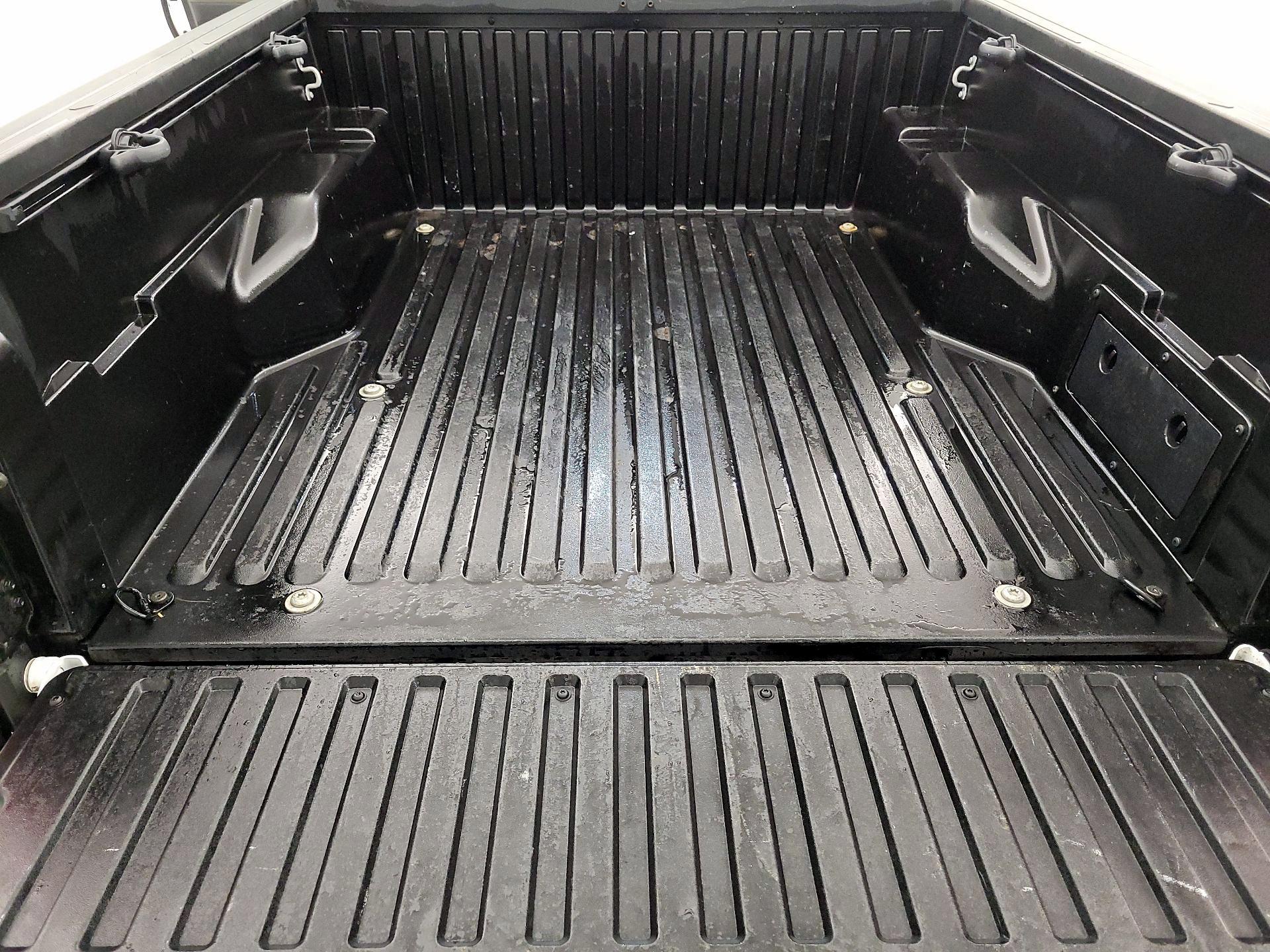 Thumbnail: 2023 Toyota Tacoma - 20