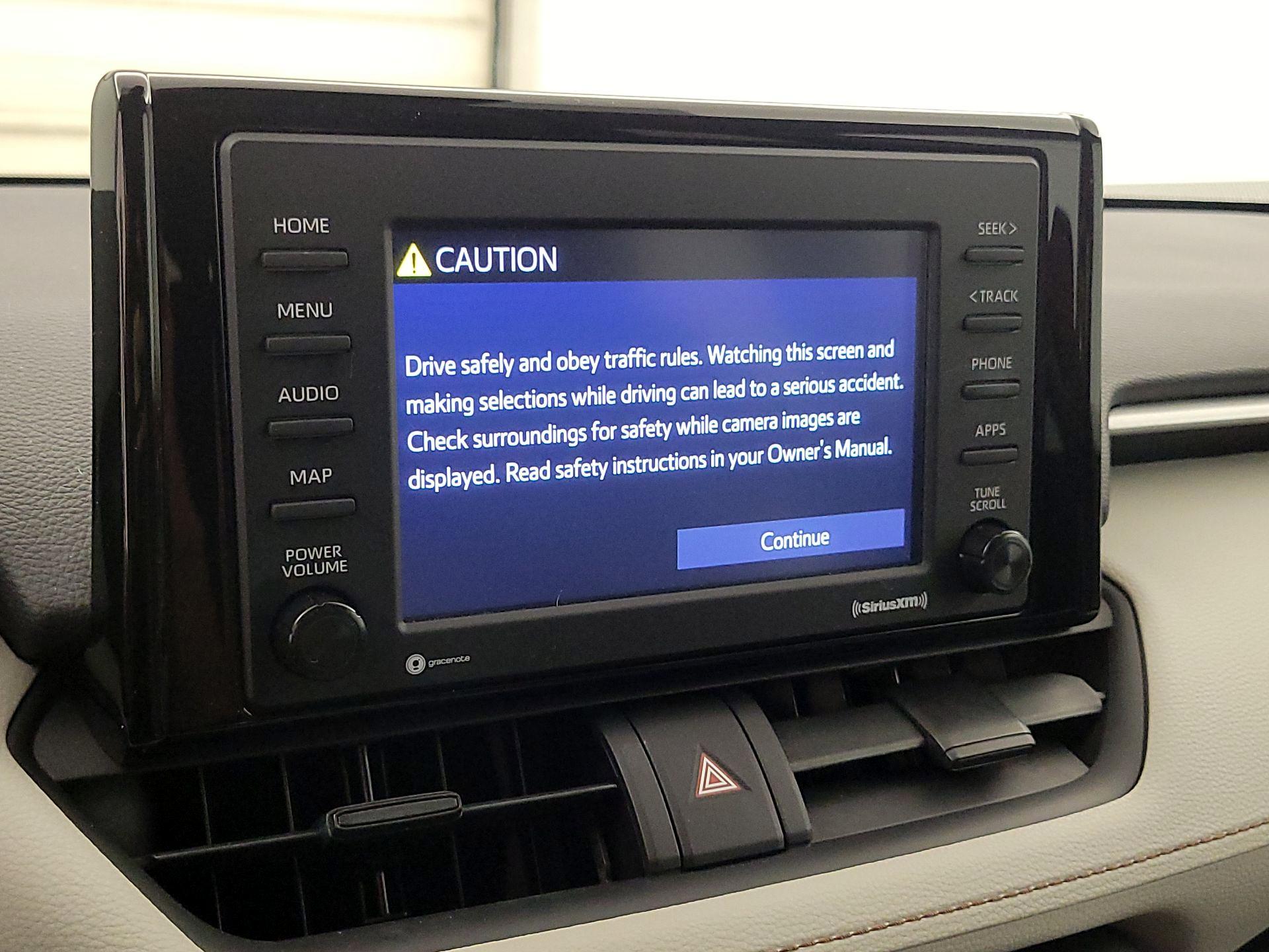 Thumbnail: 2021 Toyota RAV4 - 15