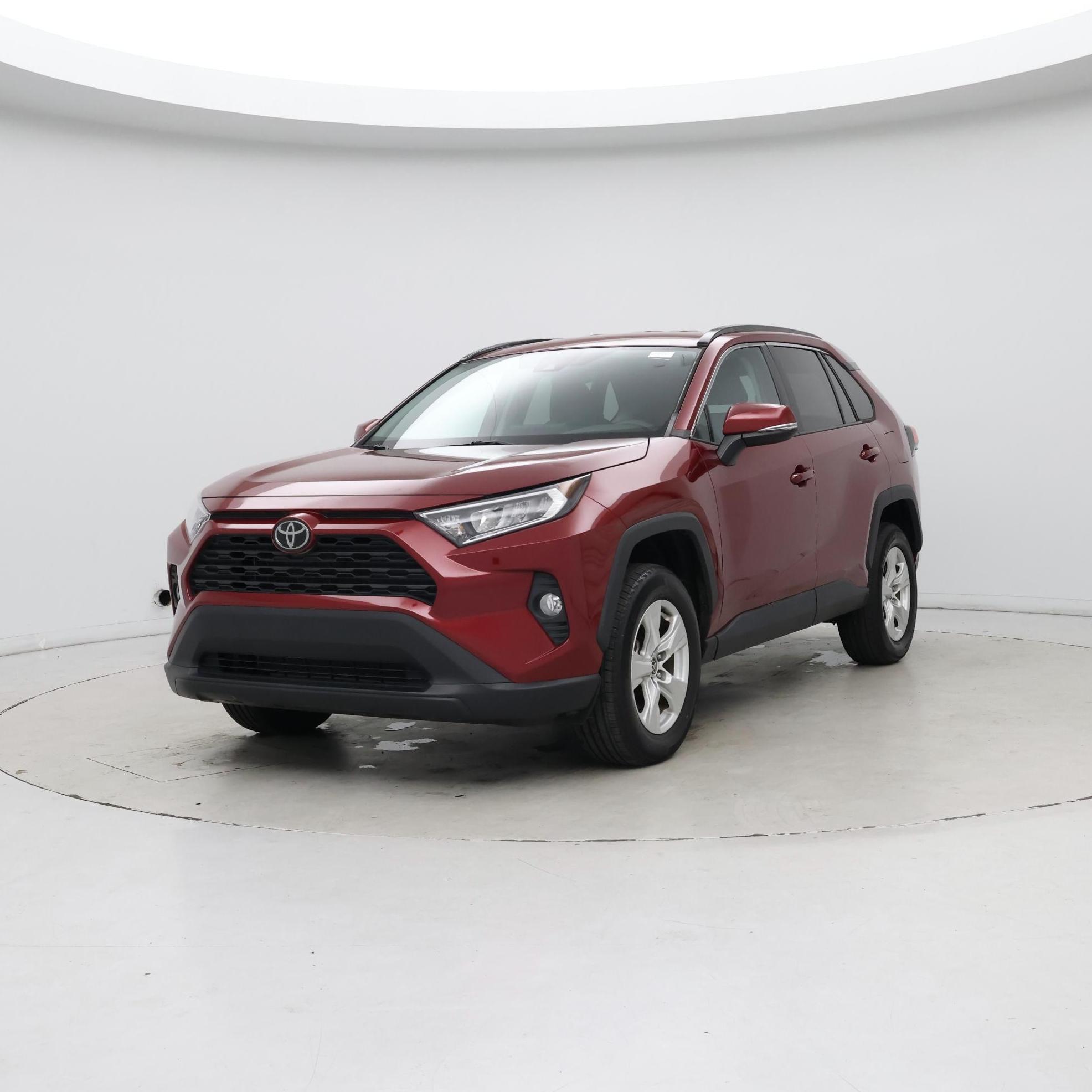 Thumbnail: 2021 Toyota RAV4 - 4