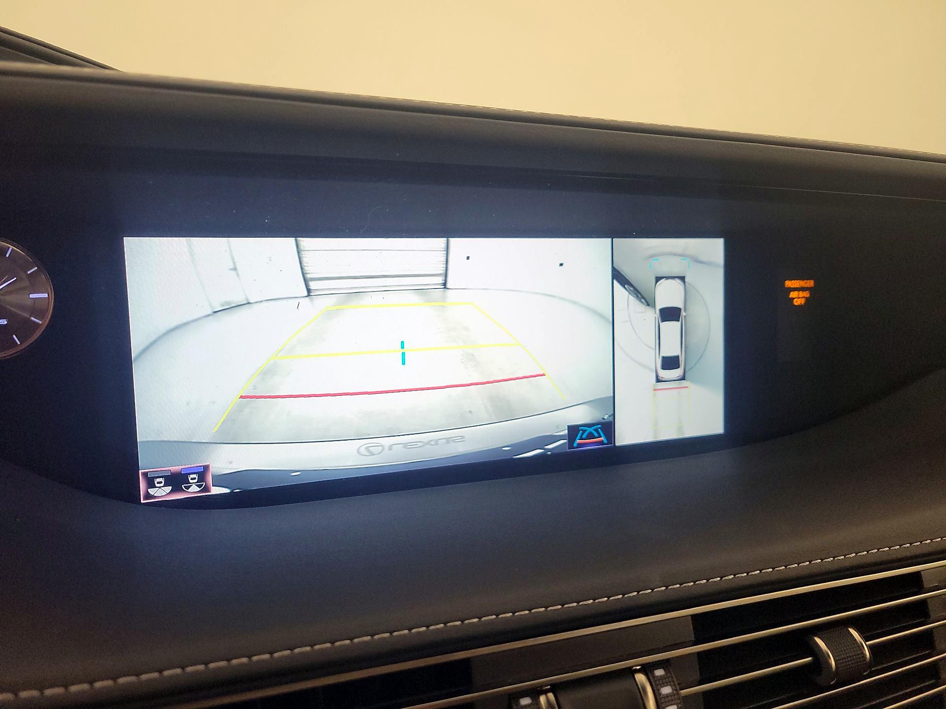 Thumbnail: 2018 Lexus LS - 15