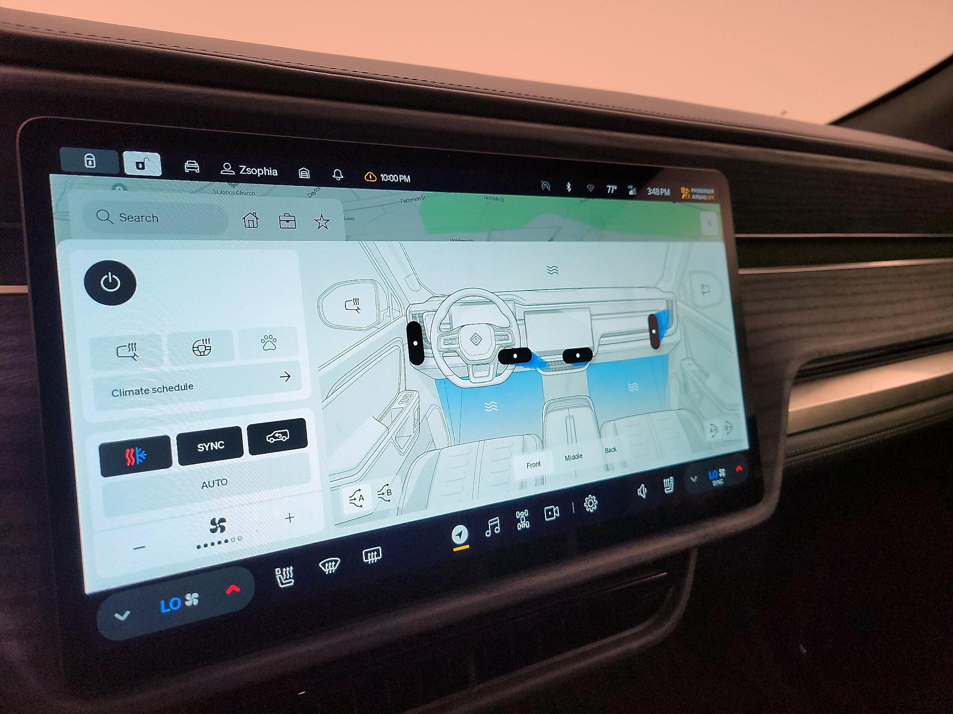 Thumbnail: 2024 Rivian R1S - 16