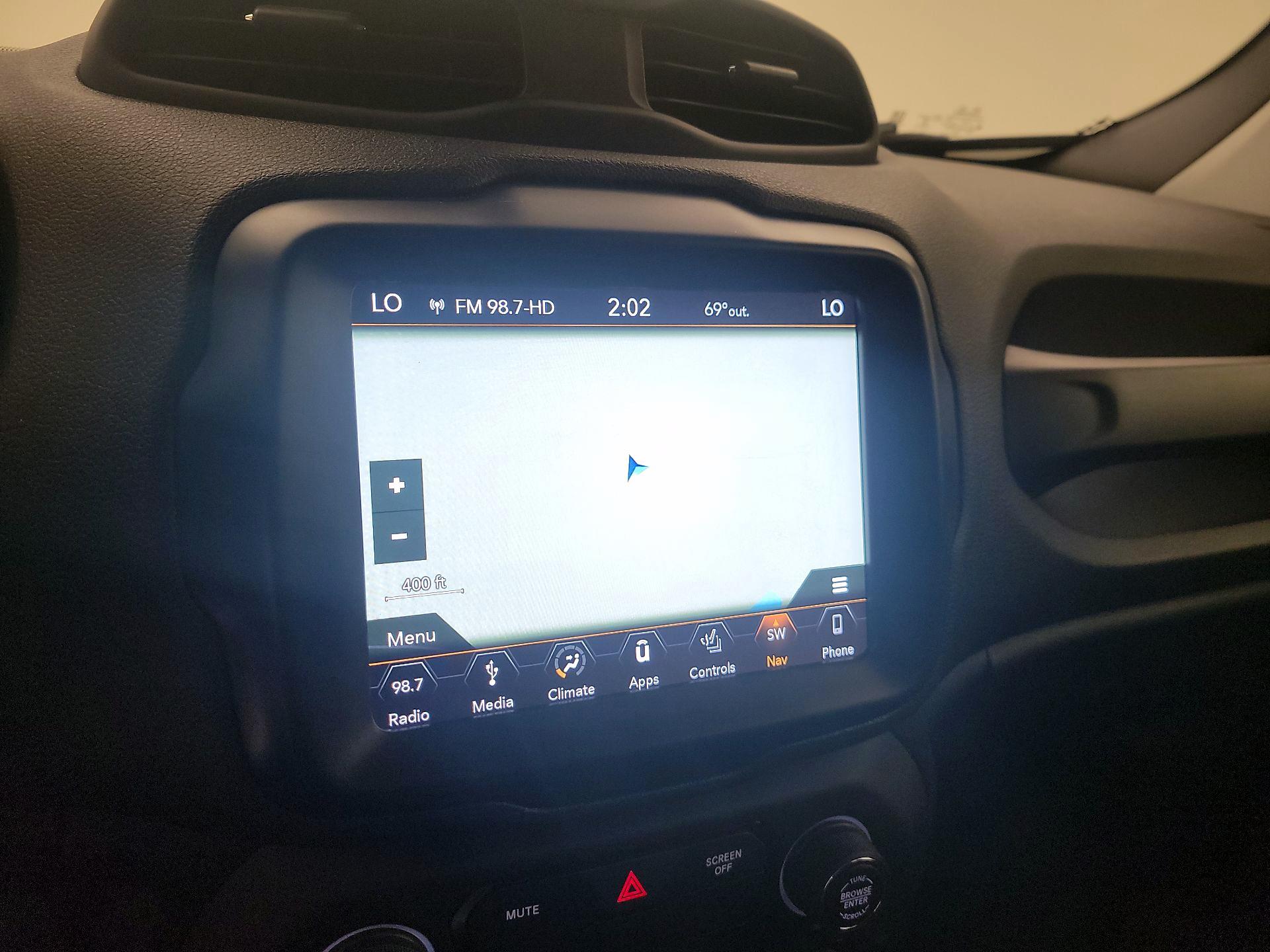 Thumbnail: 2018 Jeep Renegade - 14