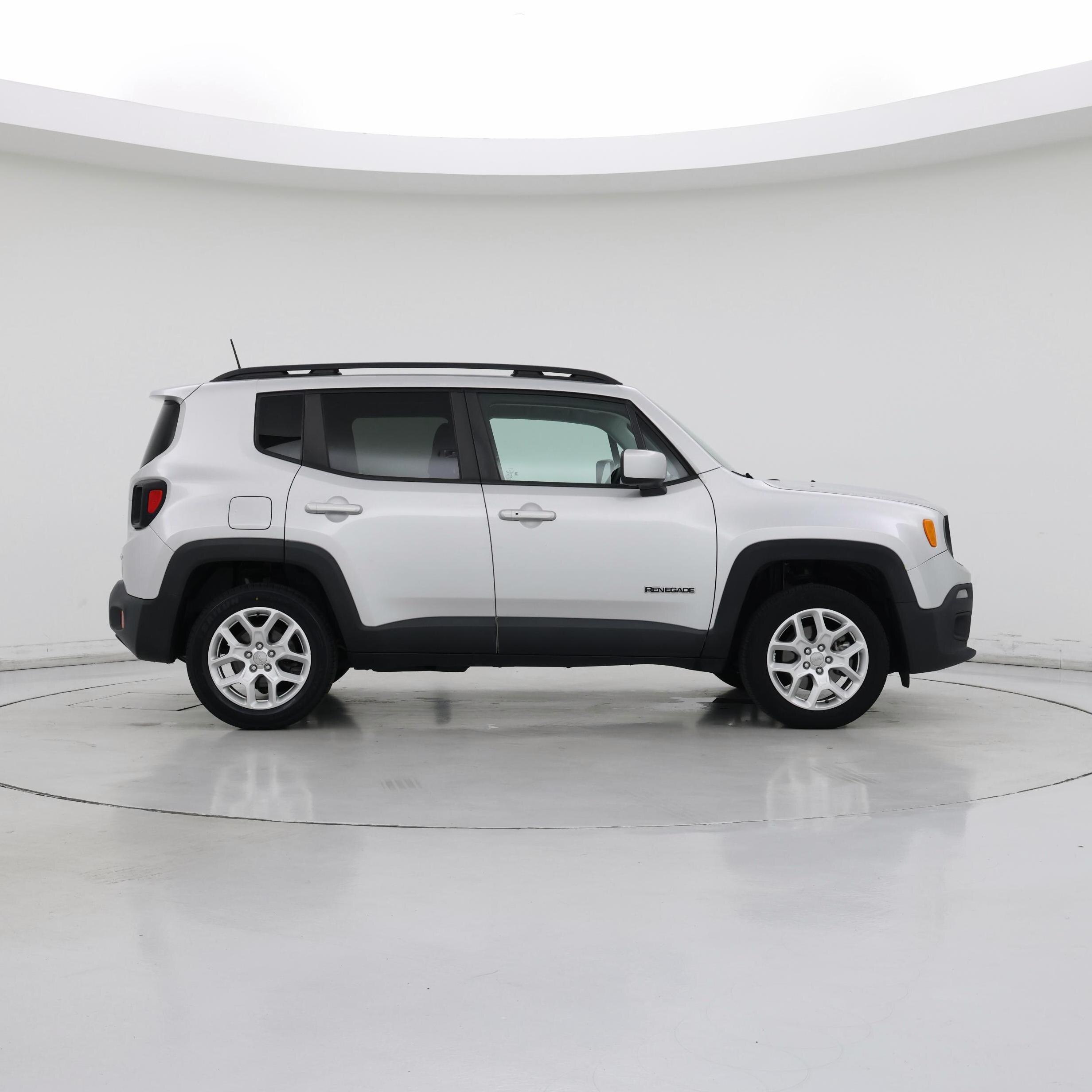 Thumbnail: 2018 Jeep Renegade - 7