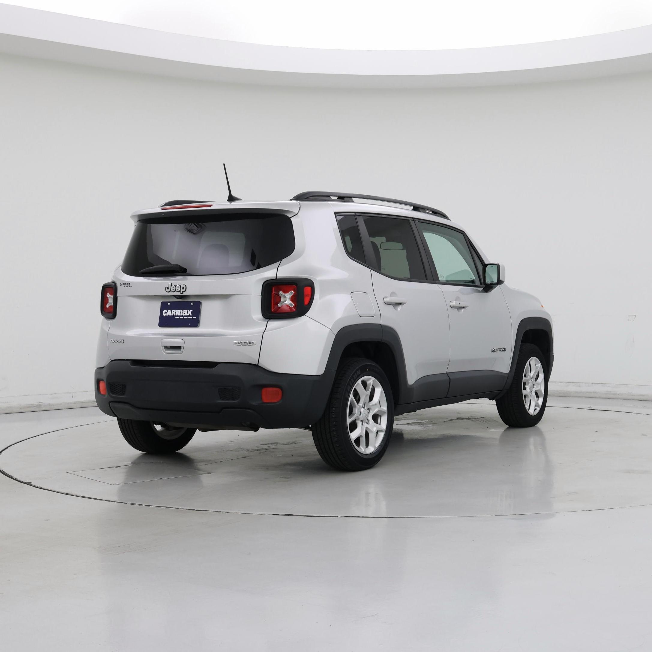 Thumbnail: 2018 Jeep Renegade - 8