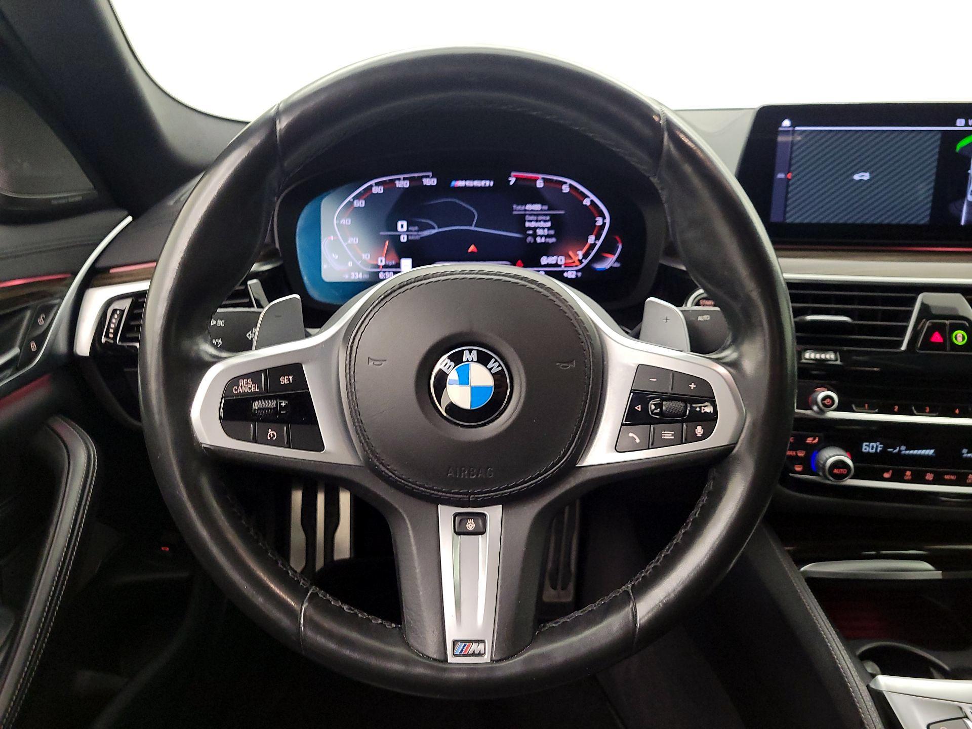 Thumbnail: 2020 BMW 5 Series - 10