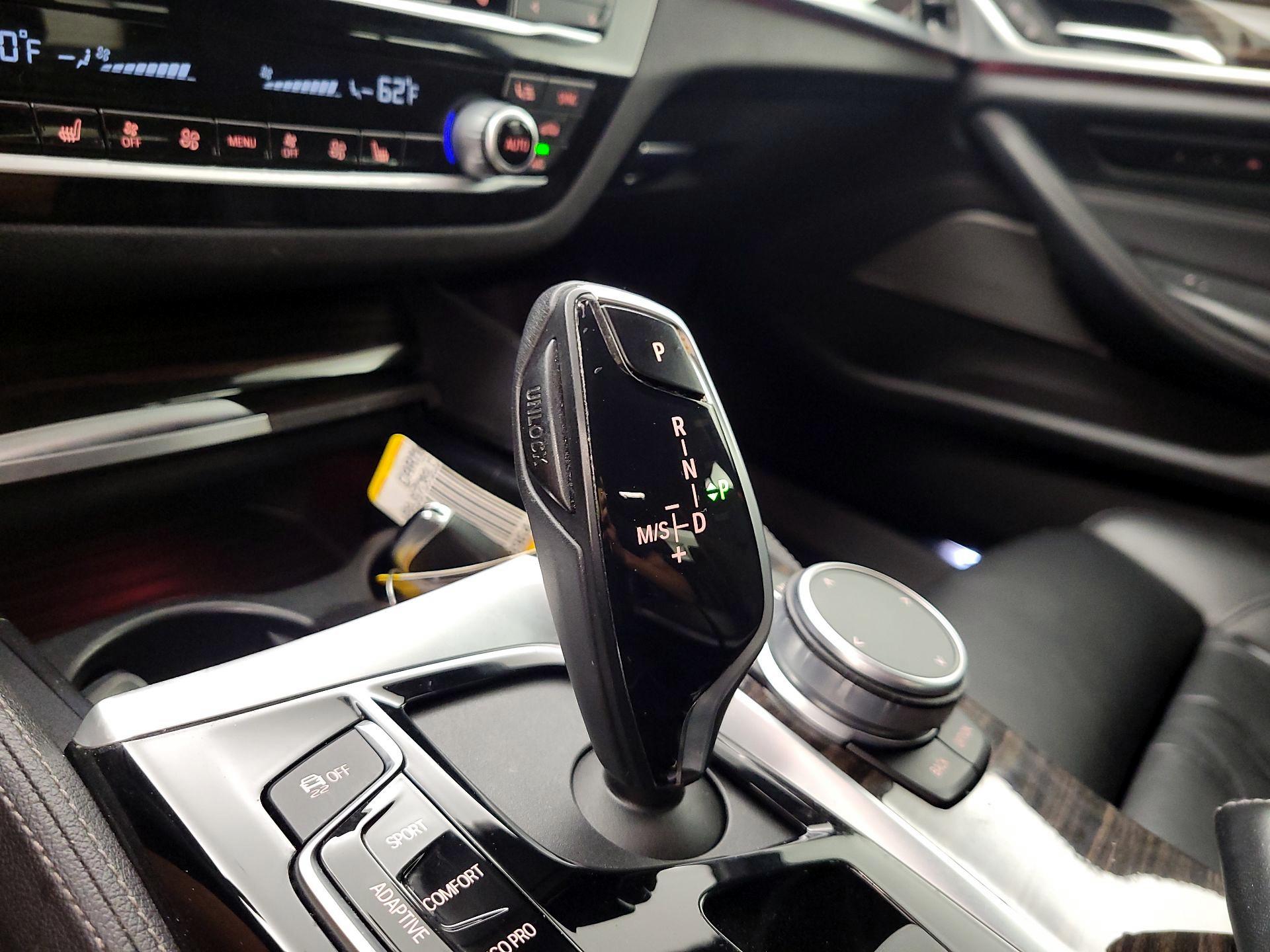 Thumbnail: 2020 BMW 5 Series - 18