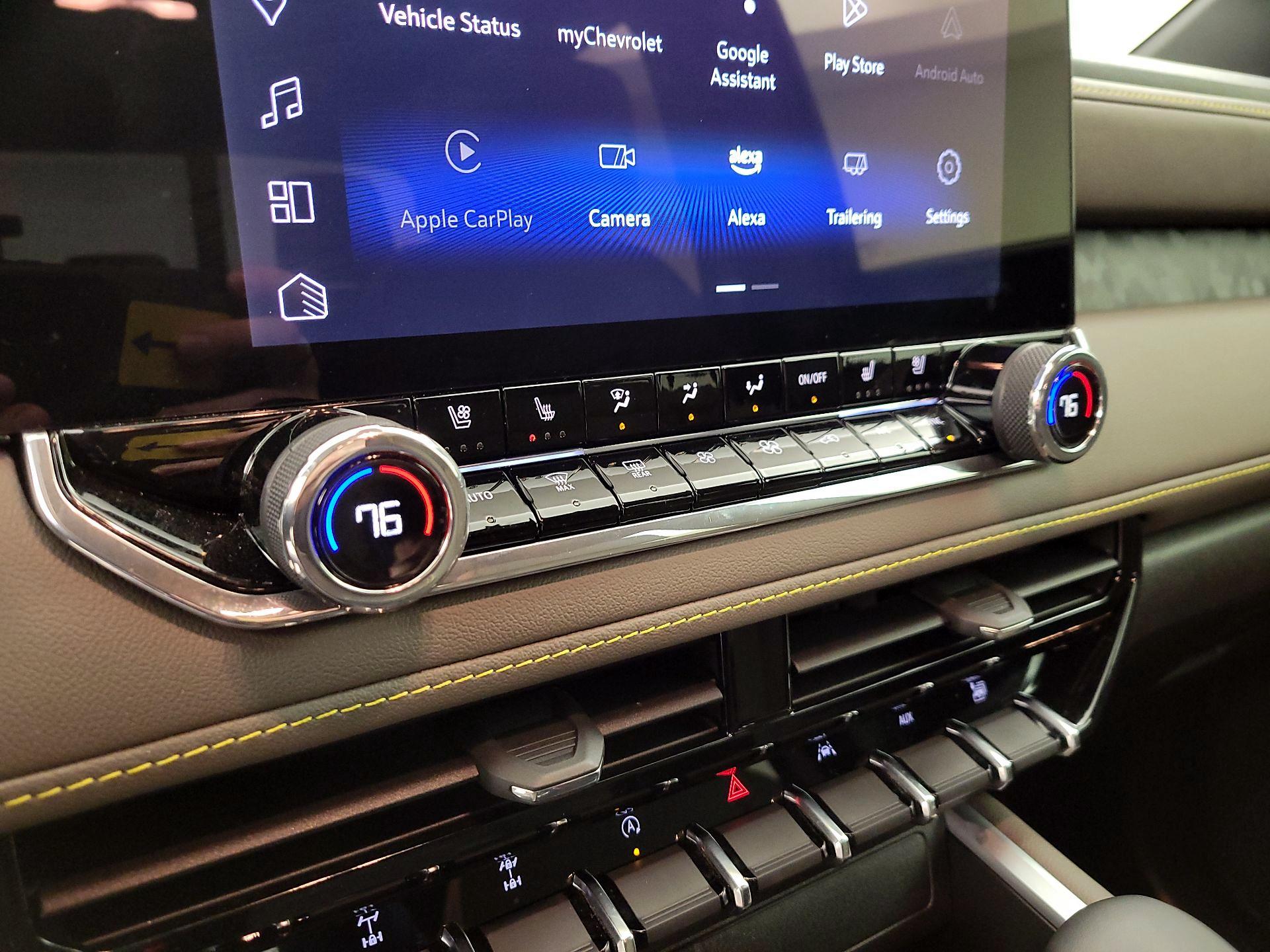 Thumbnail: 2025 Chevrolet Colorado - 16