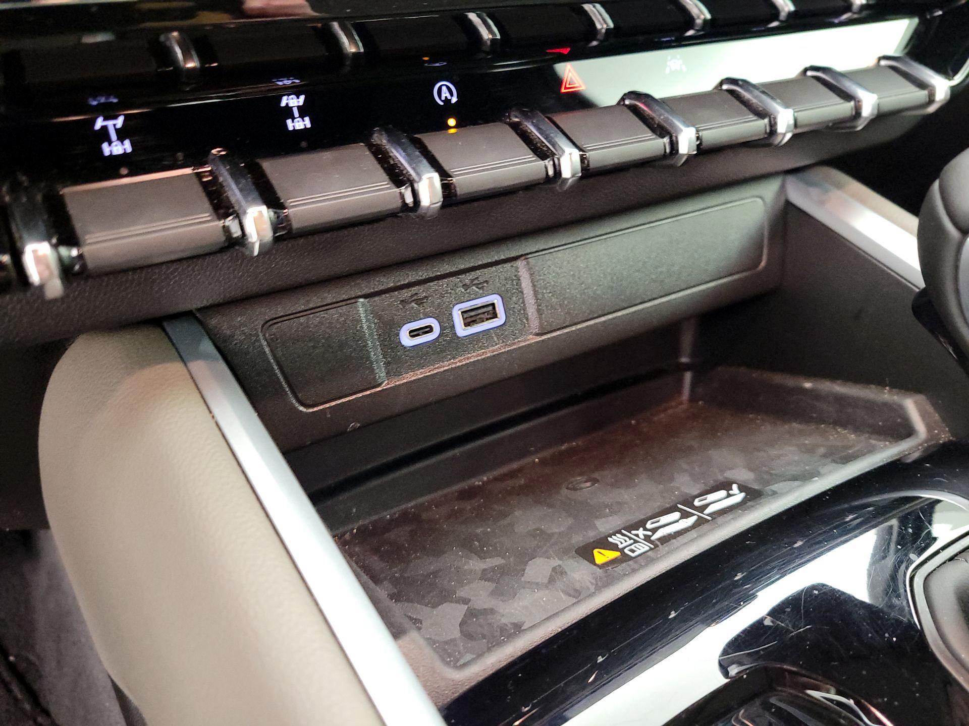 Thumbnail: 2025 Chevrolet Colorado - 18