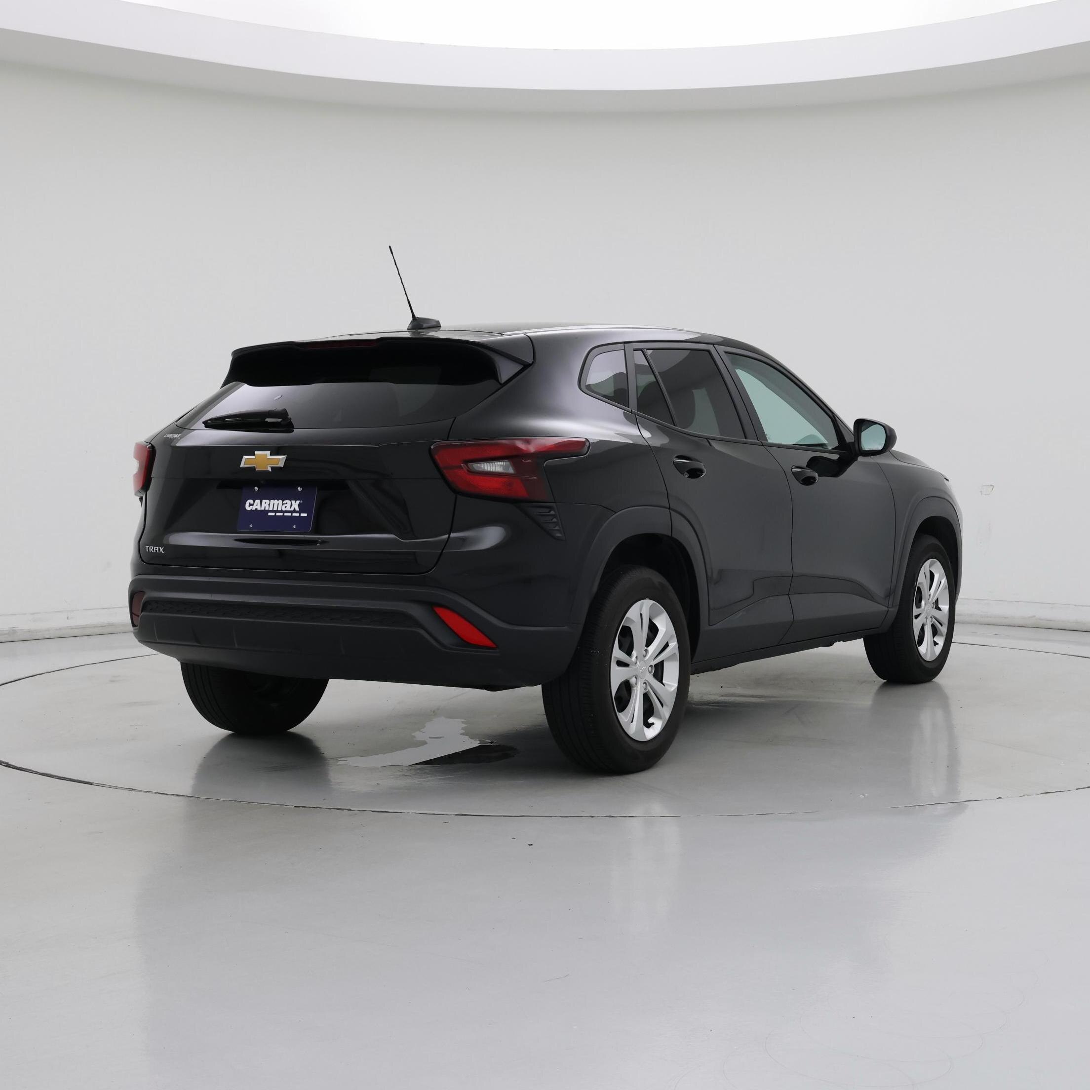 Thumbnail: 2024 Chevrolet Trax - 8