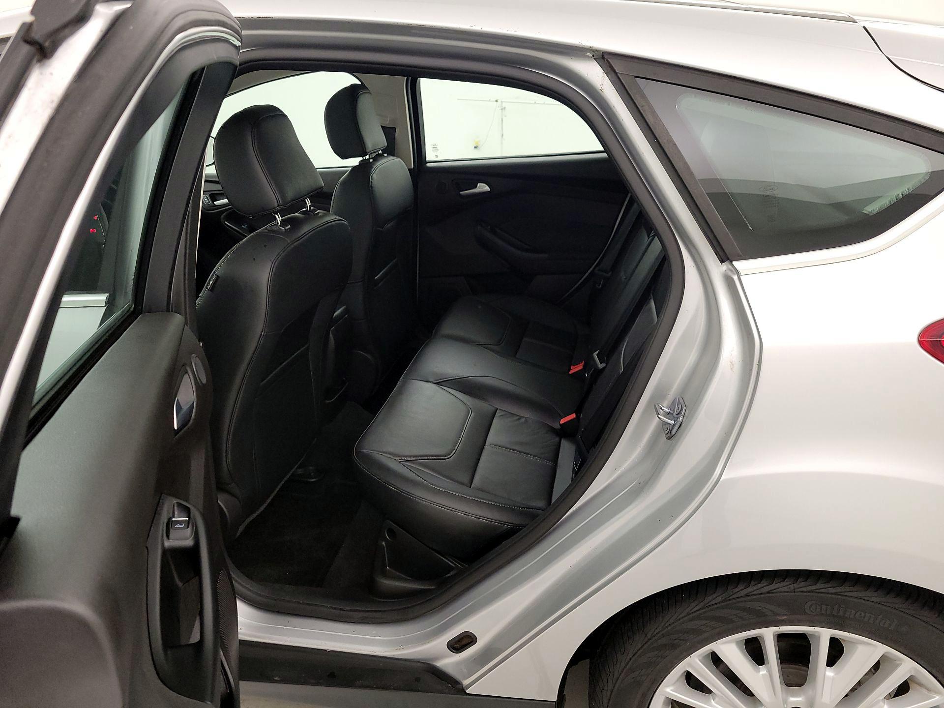 Thumbnail: 2017 Ford Focus - 19