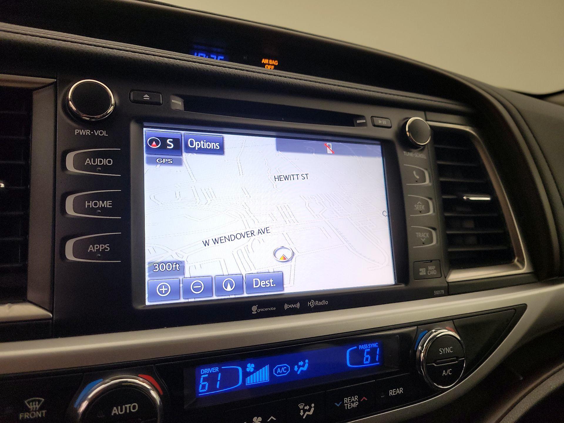 Thumbnail: 2017 Toyota Highlander - 14