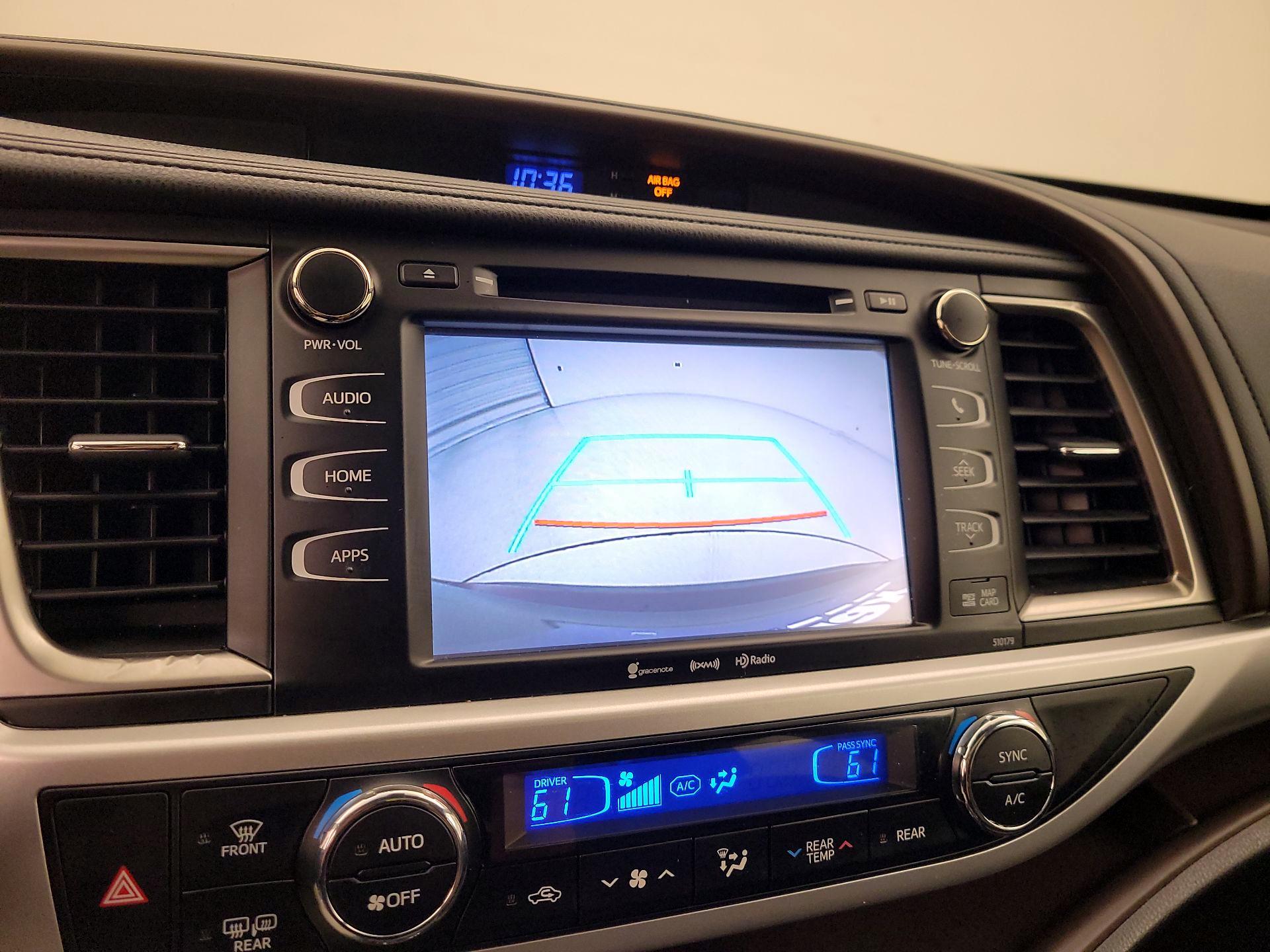 Thumbnail: 2017 Toyota Highlander - 15