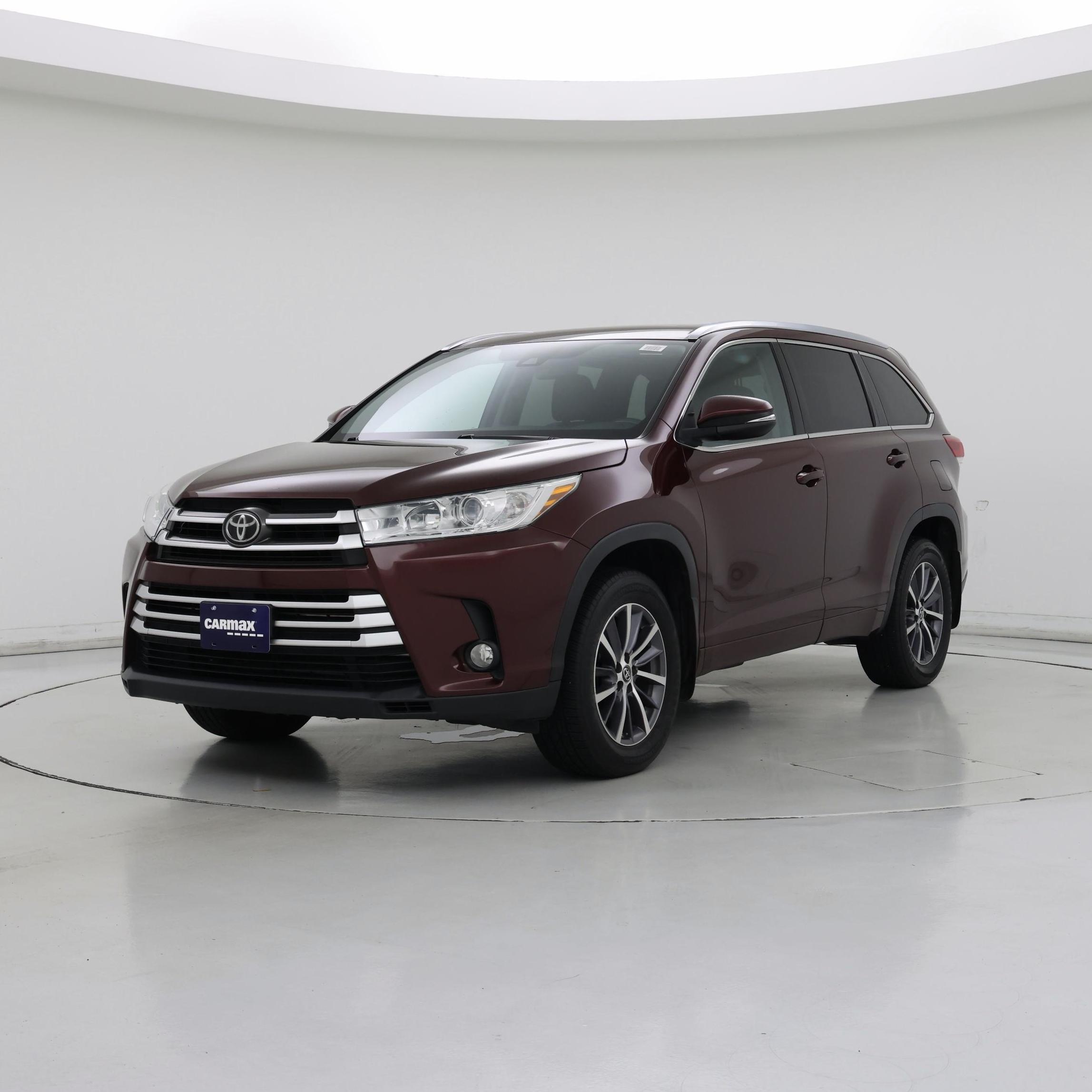 Thumbnail: 2017 Toyota Highlander - 4