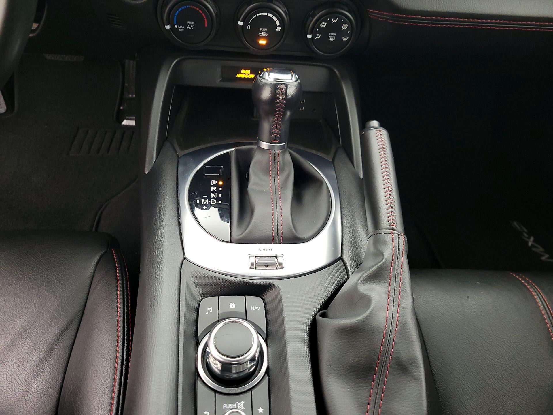 Thumbnail: 2016 Mazda MX-5 Miata - 17