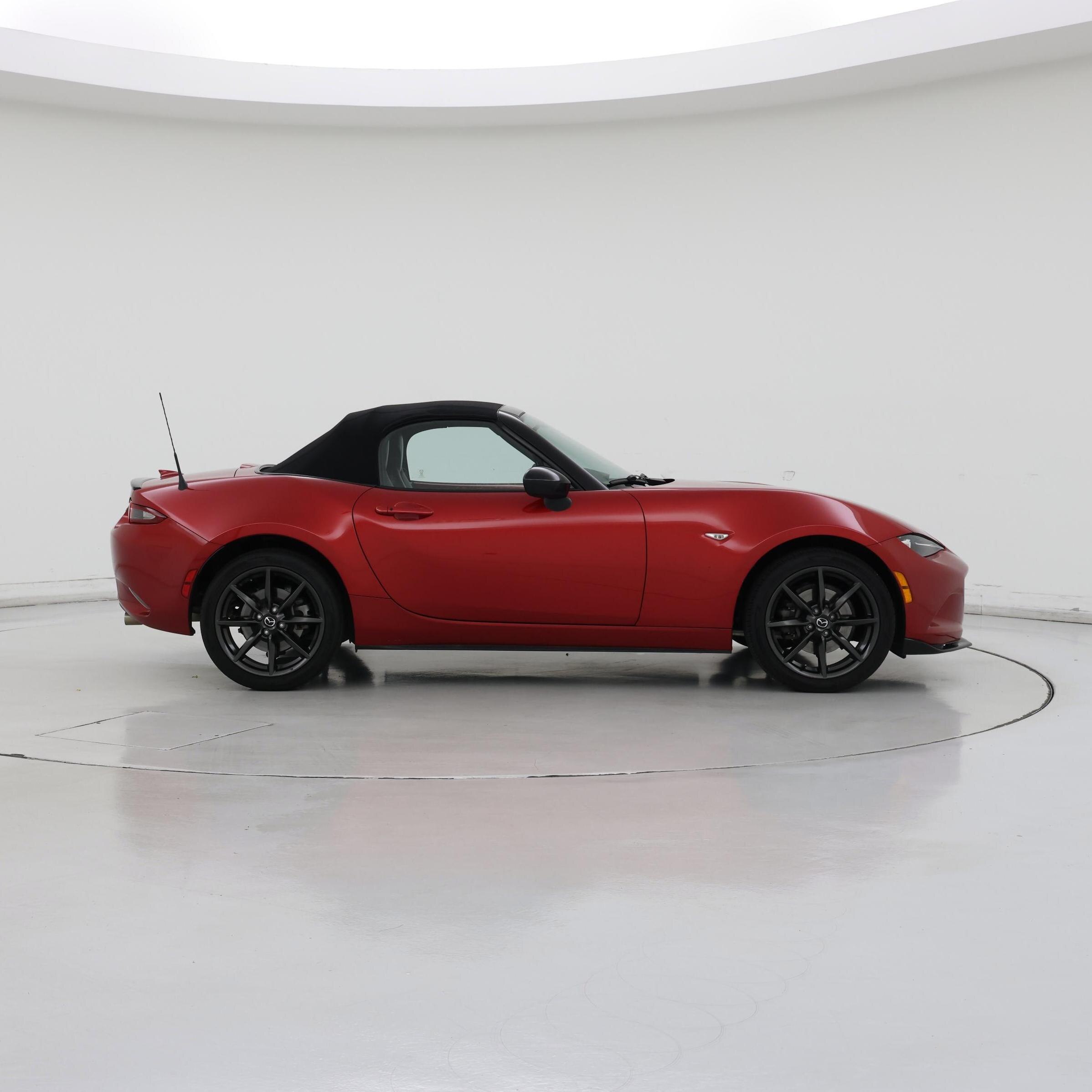 Thumbnail: 2016 Mazda MX-5 Miata - 7