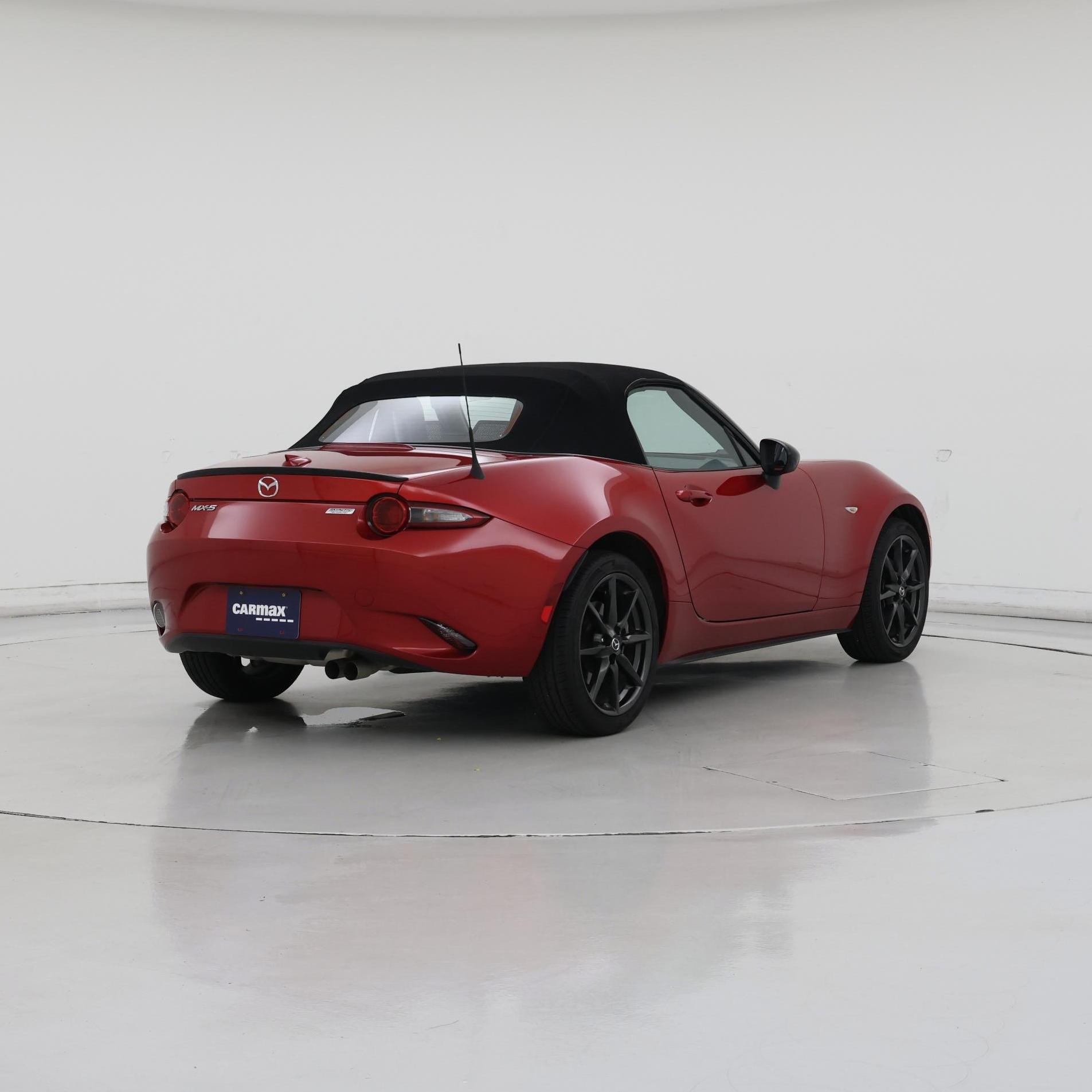 Thumbnail: 2016 Mazda MX-5 Miata - 8