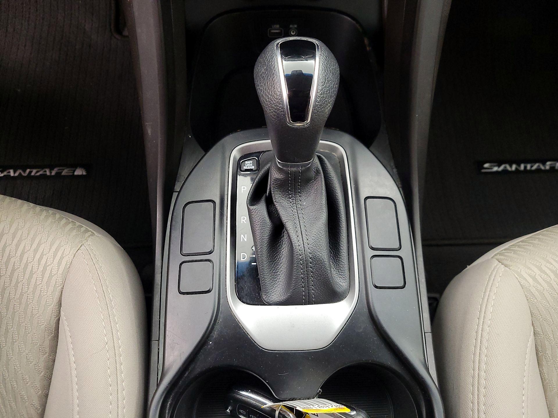 Thumbnail: 2018 Hyundai Santa Fe - 17