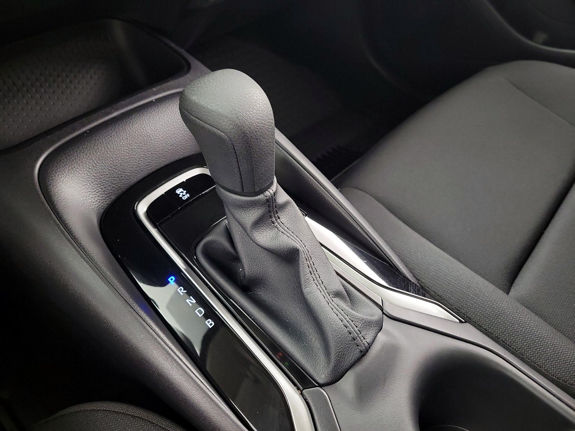 Thumbnail: 2025 Toyota Corolla - 17